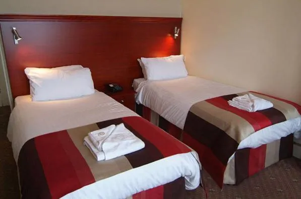 Bed in Kensington Hotel