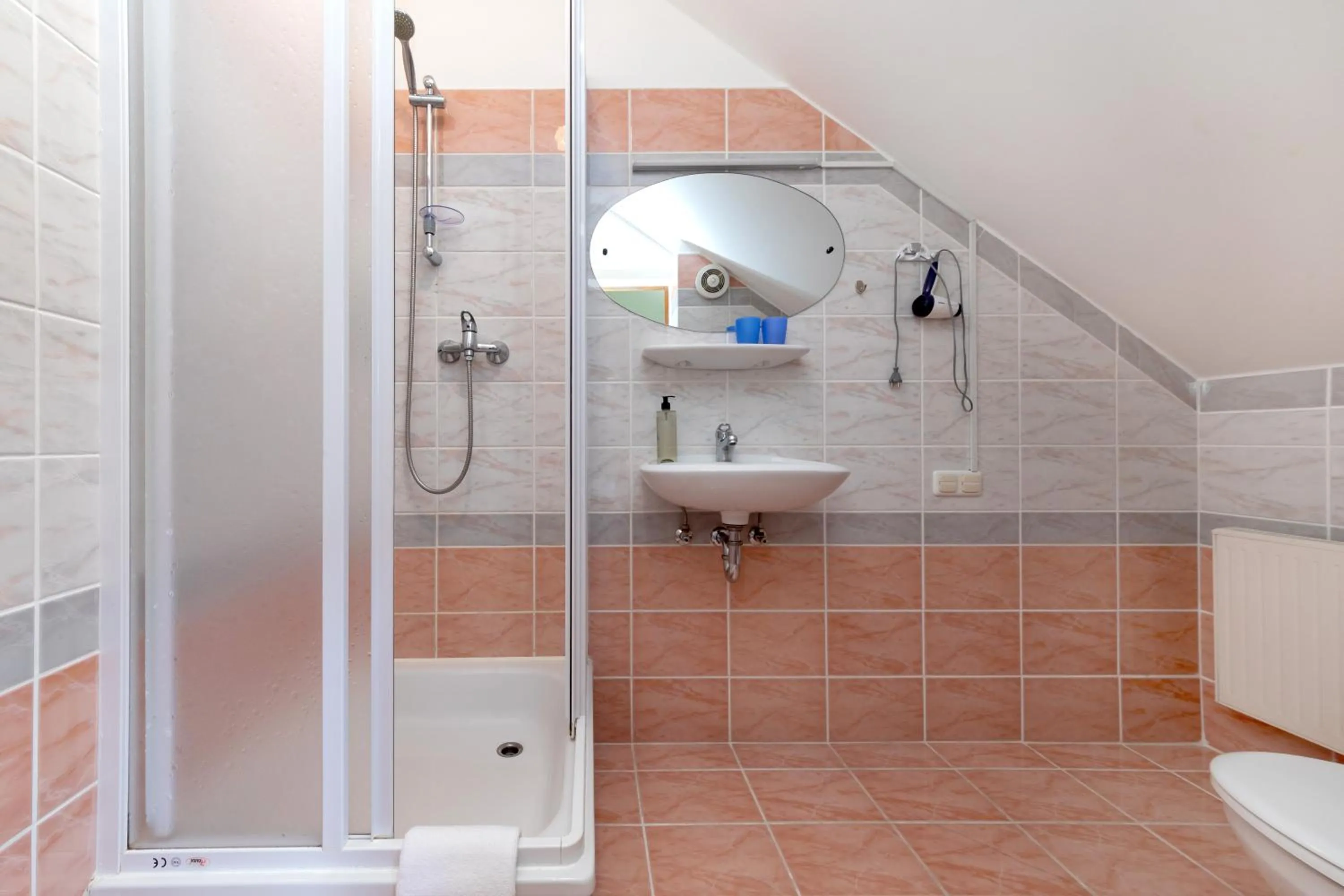 Bathroom in Butenas Hotel Tyla