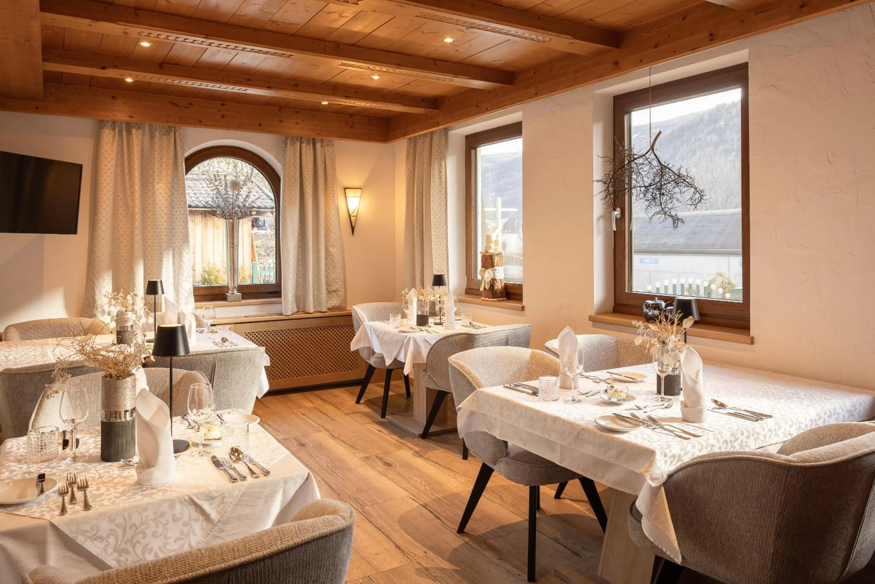 Seating area in Hotel Alphof Stubaital