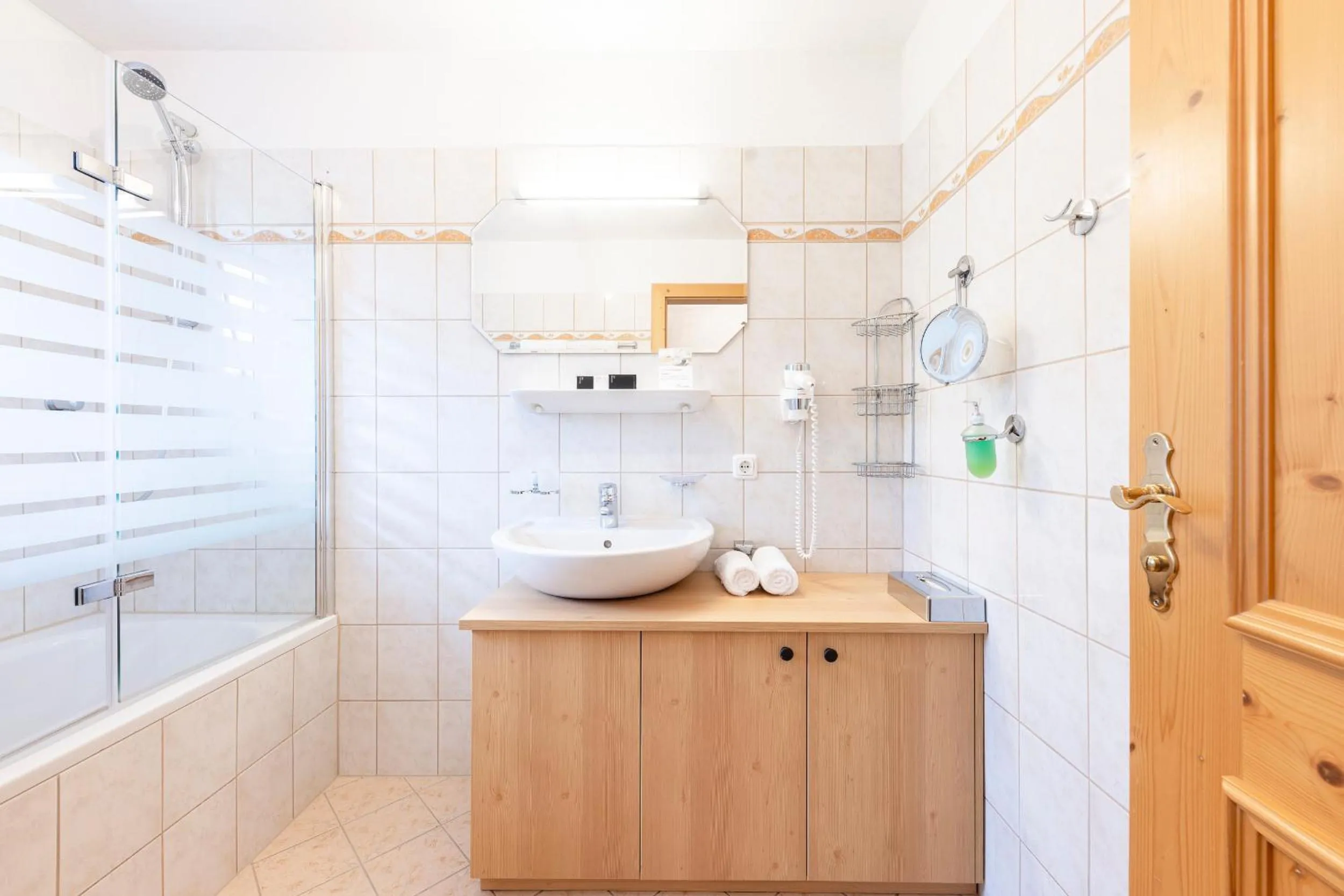 Bathroom in Hotel Alphof Stubaital