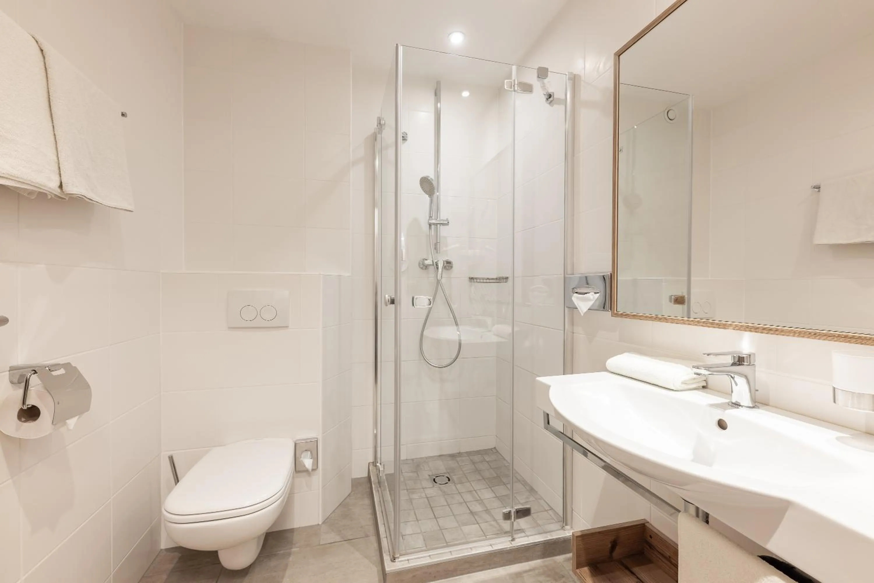 Shower in Hotel Alphof Stubaital