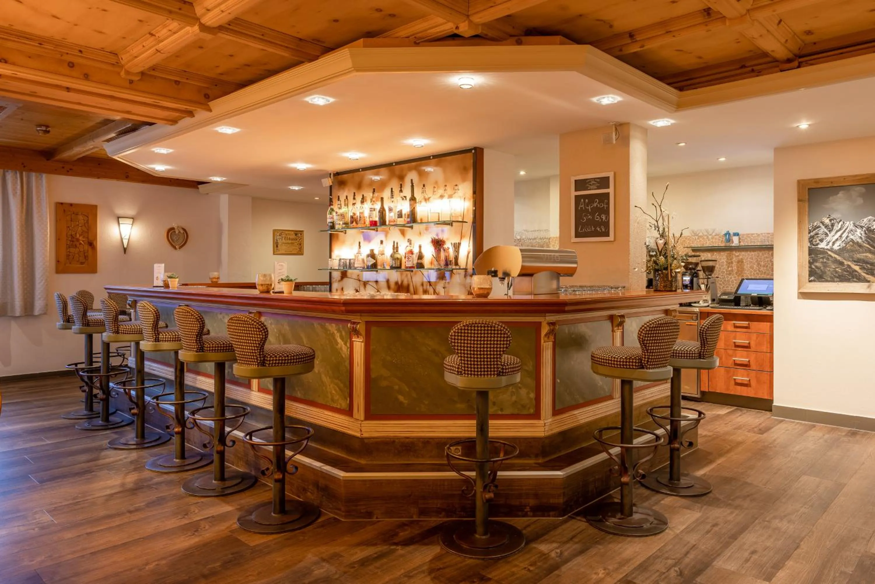 Lounge or bar in Hotel Alphof Stubaital