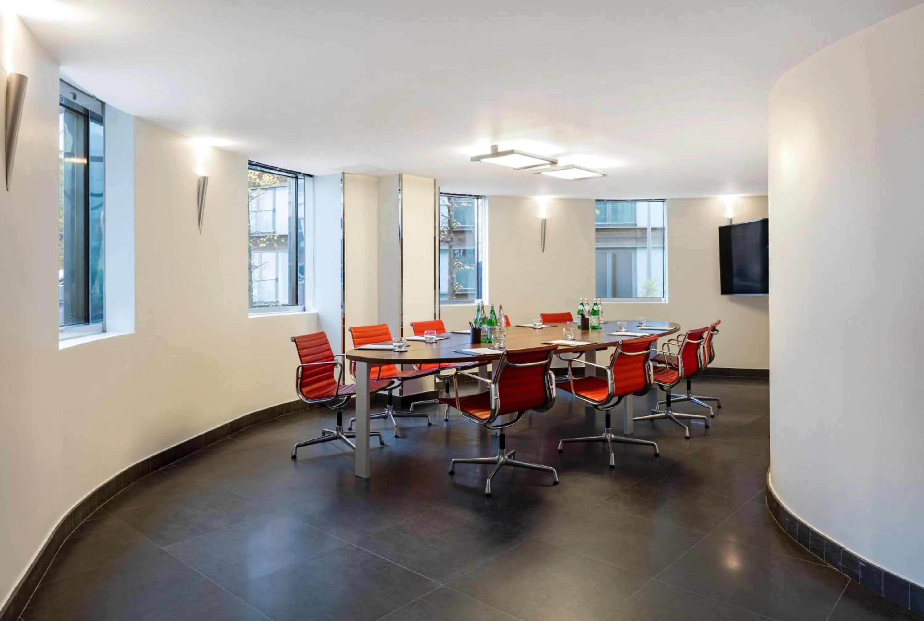 Meeting/conference room in Radisson Blu Hotel, London Canary Wharf East