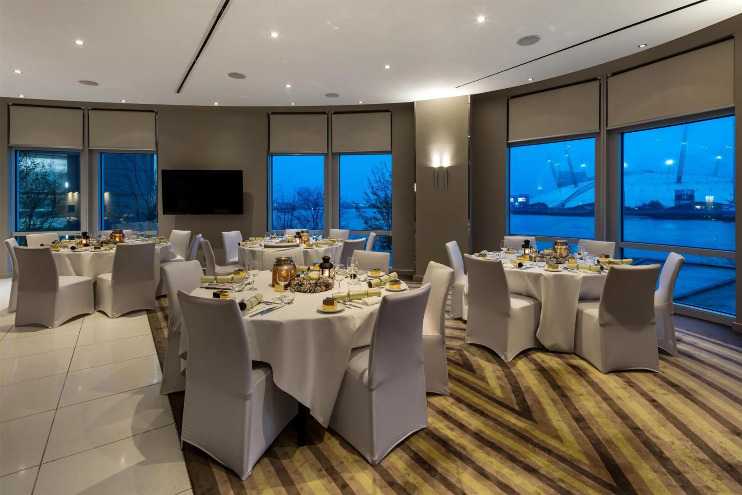 Meeting/conference room in Radisson Blu Hotel, London Canary Wharf East