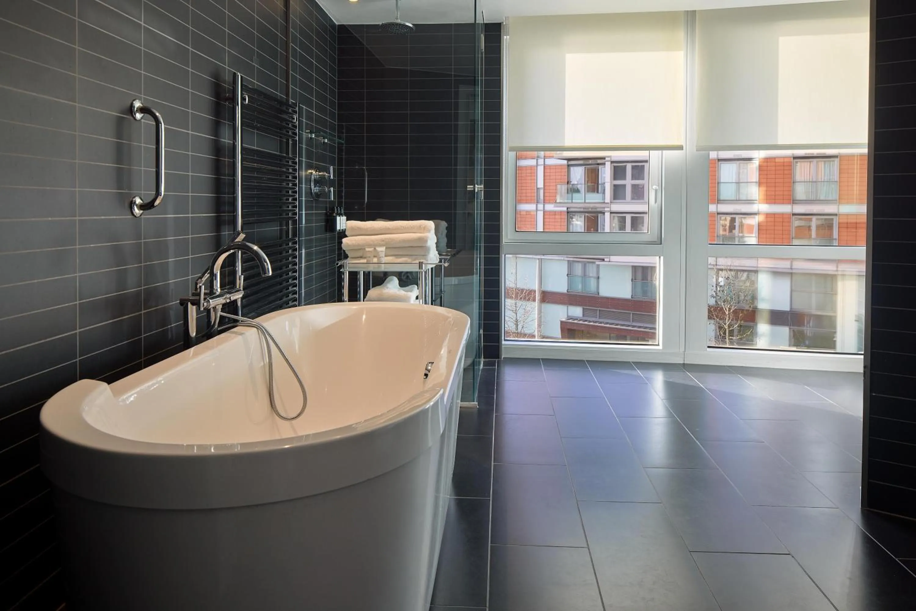 Bedroom in Radisson Blu Hotel, London Canary Wharf East