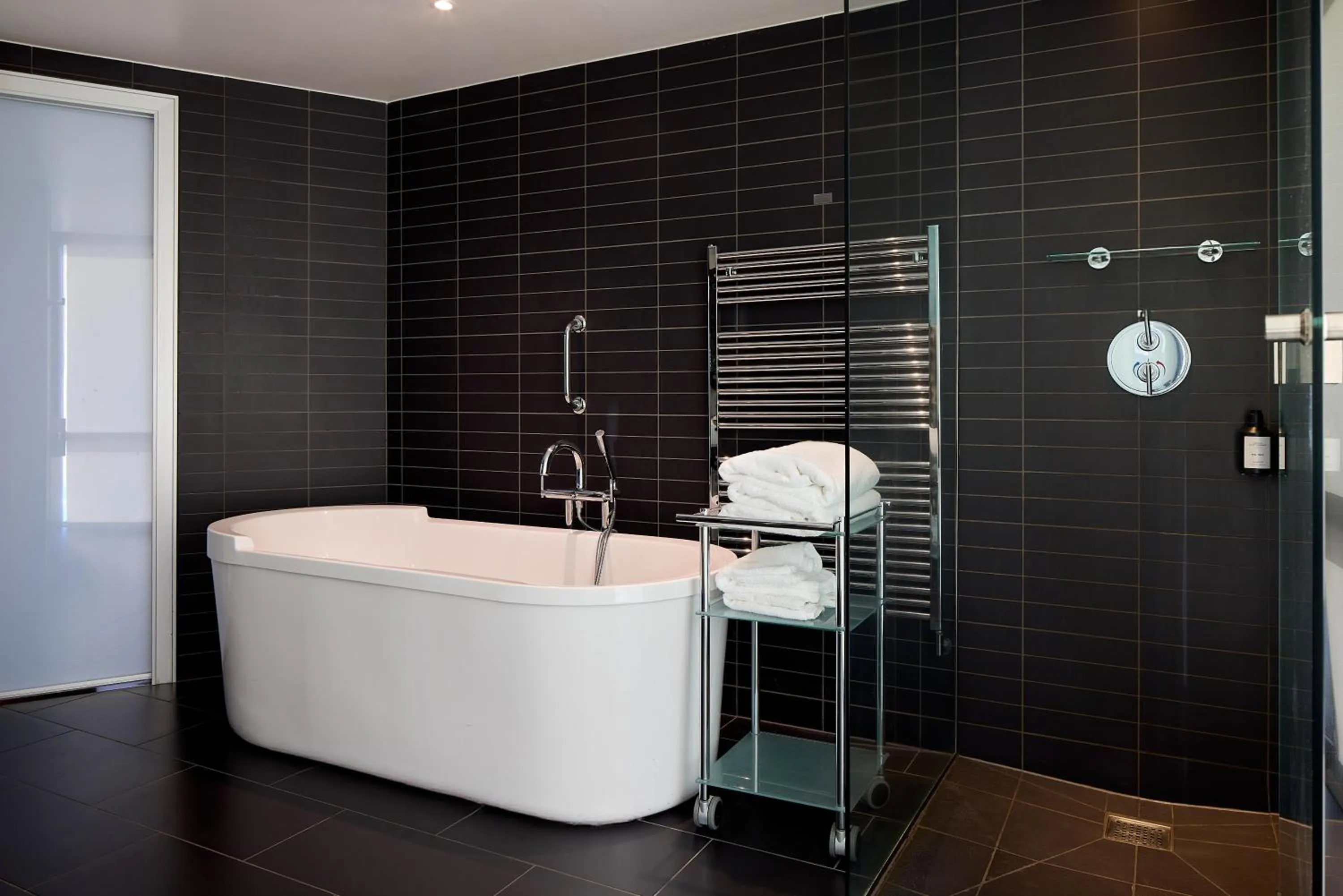 Bedroom in Radisson Blu Hotel, London Canary Wharf East