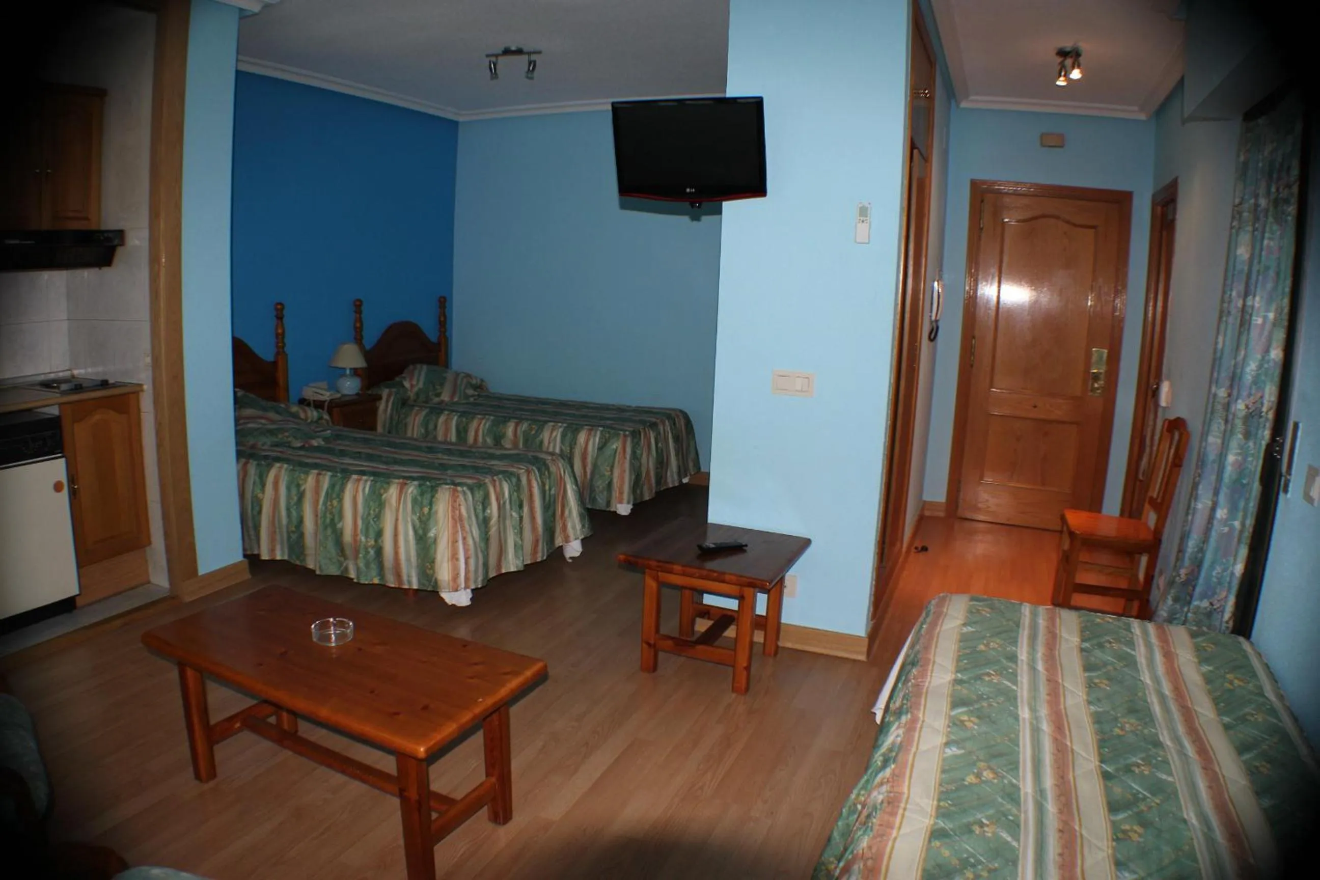 Photo of the whole room, Bed in Hotel Las Nieves