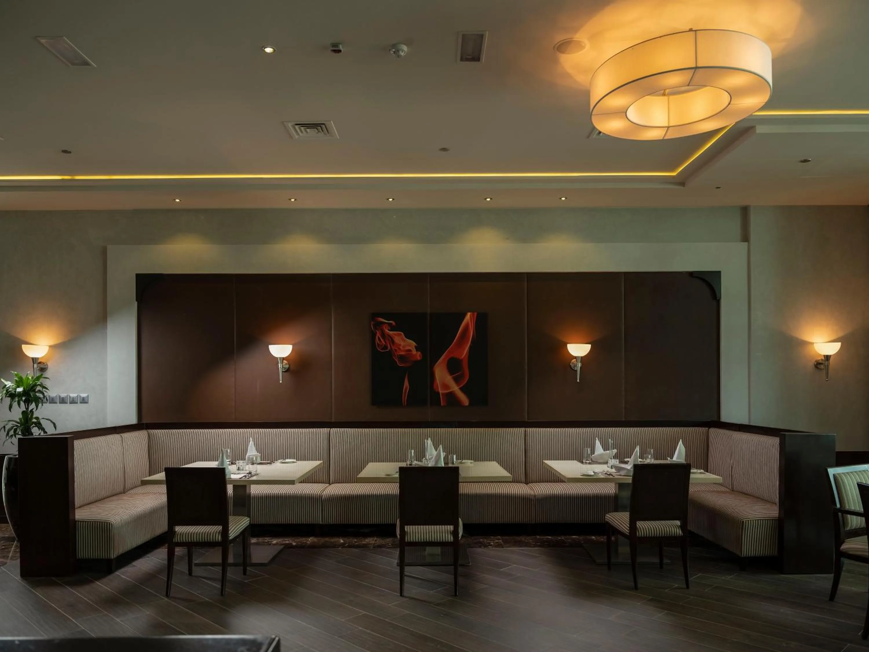 Restaurant/places to eat in Retaj Salwa Resort & Spa