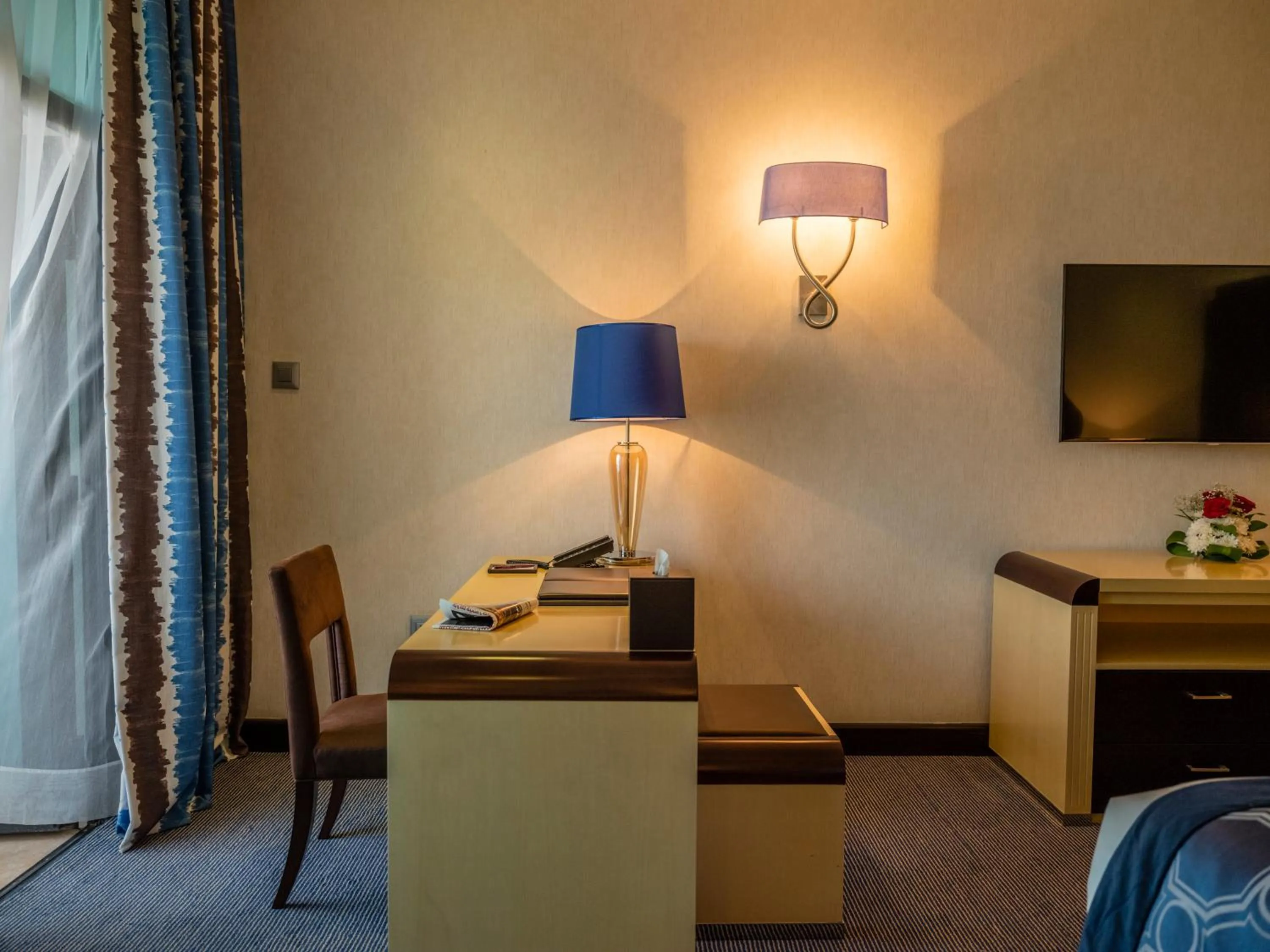 TV and multimedia in Retaj Salwa Resort & Spa