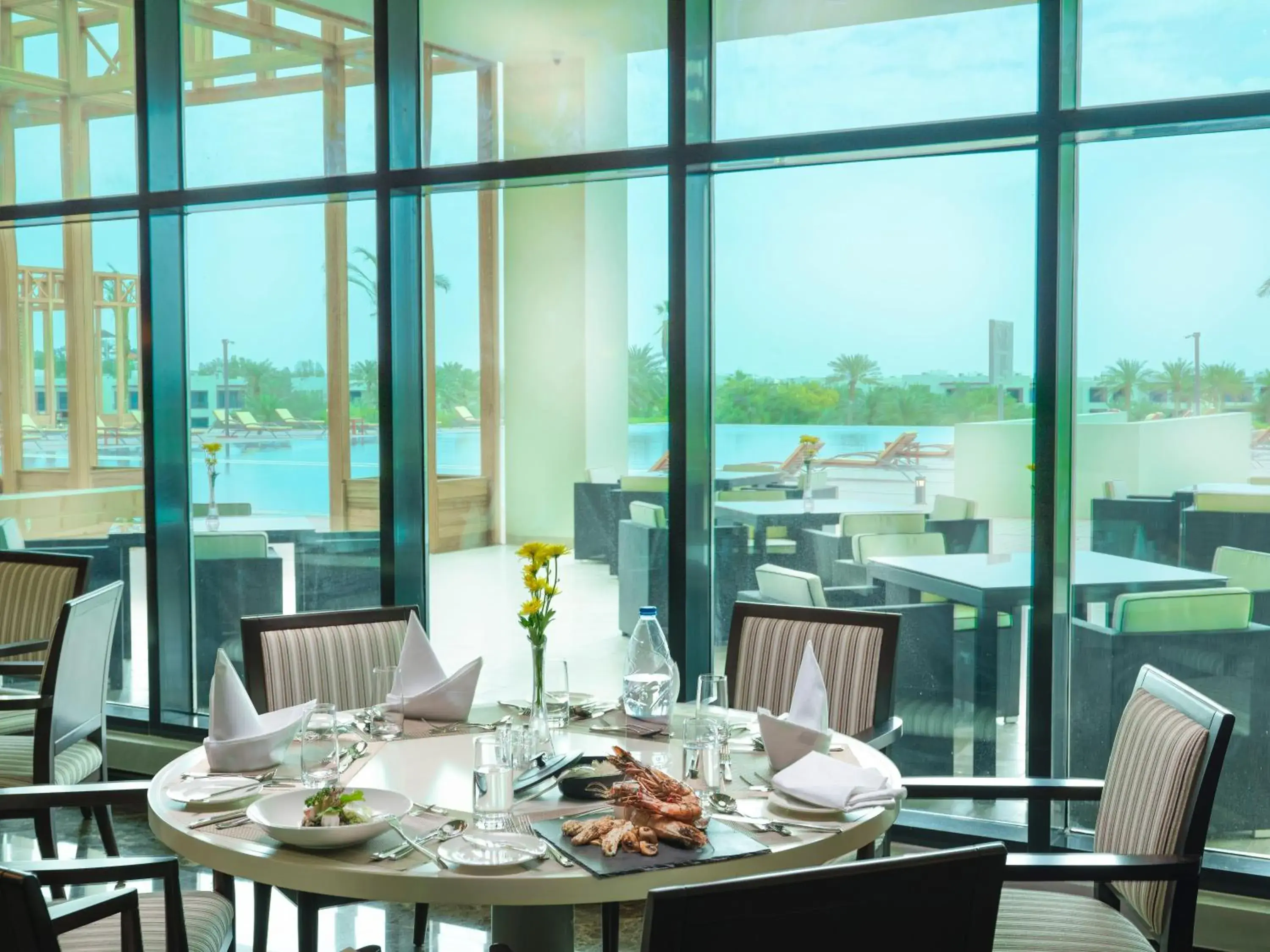 Restaurant/places to eat in Retaj Salwa Resort & Spa Restaurant/places to eat in Retaj Salwa Resort & Spa