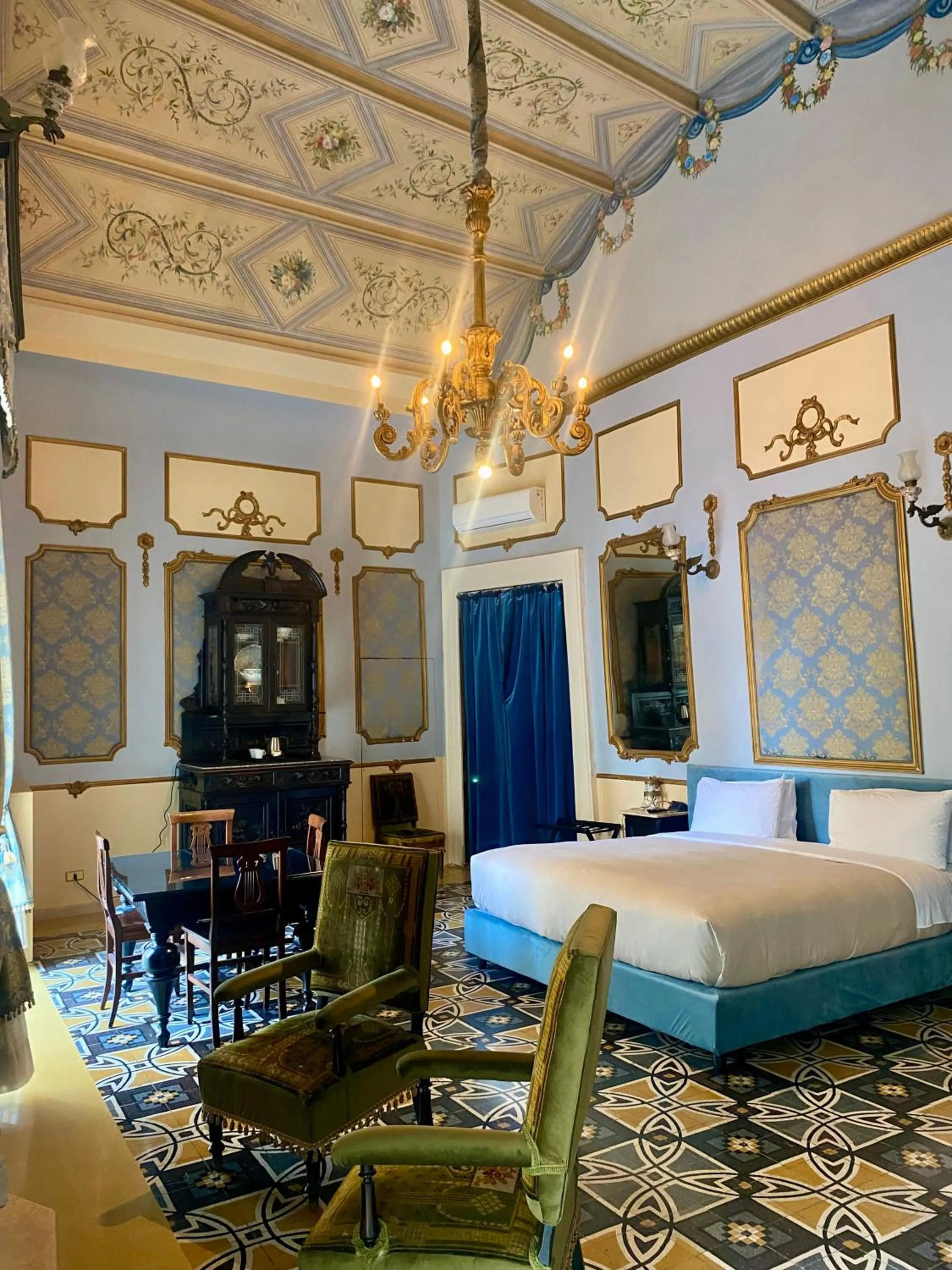 Deluxe Double Room - single occupancy in Carafa di Maddaloni Residenza di Charme
