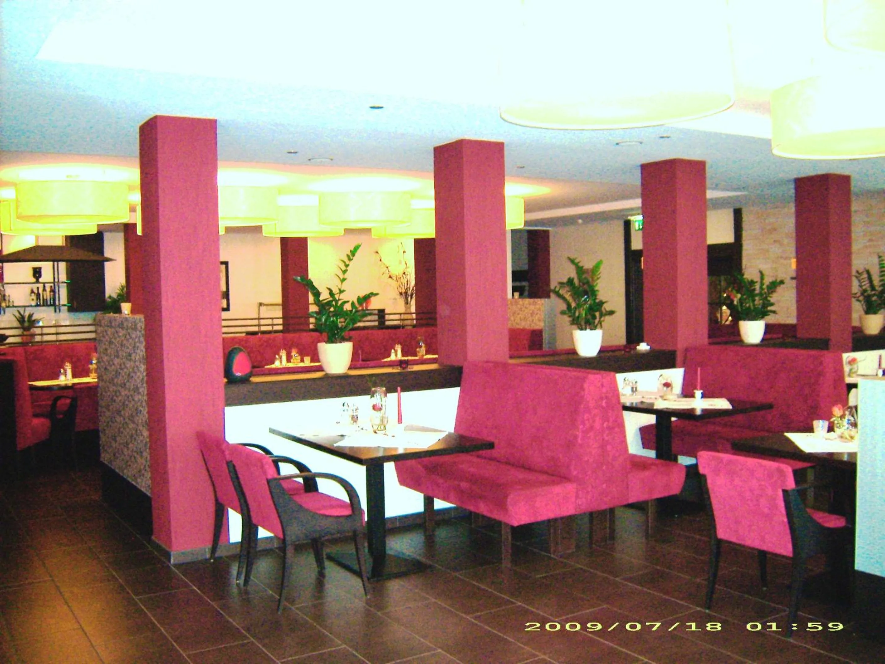 Restaurant/places to eat in hotel zentlinde