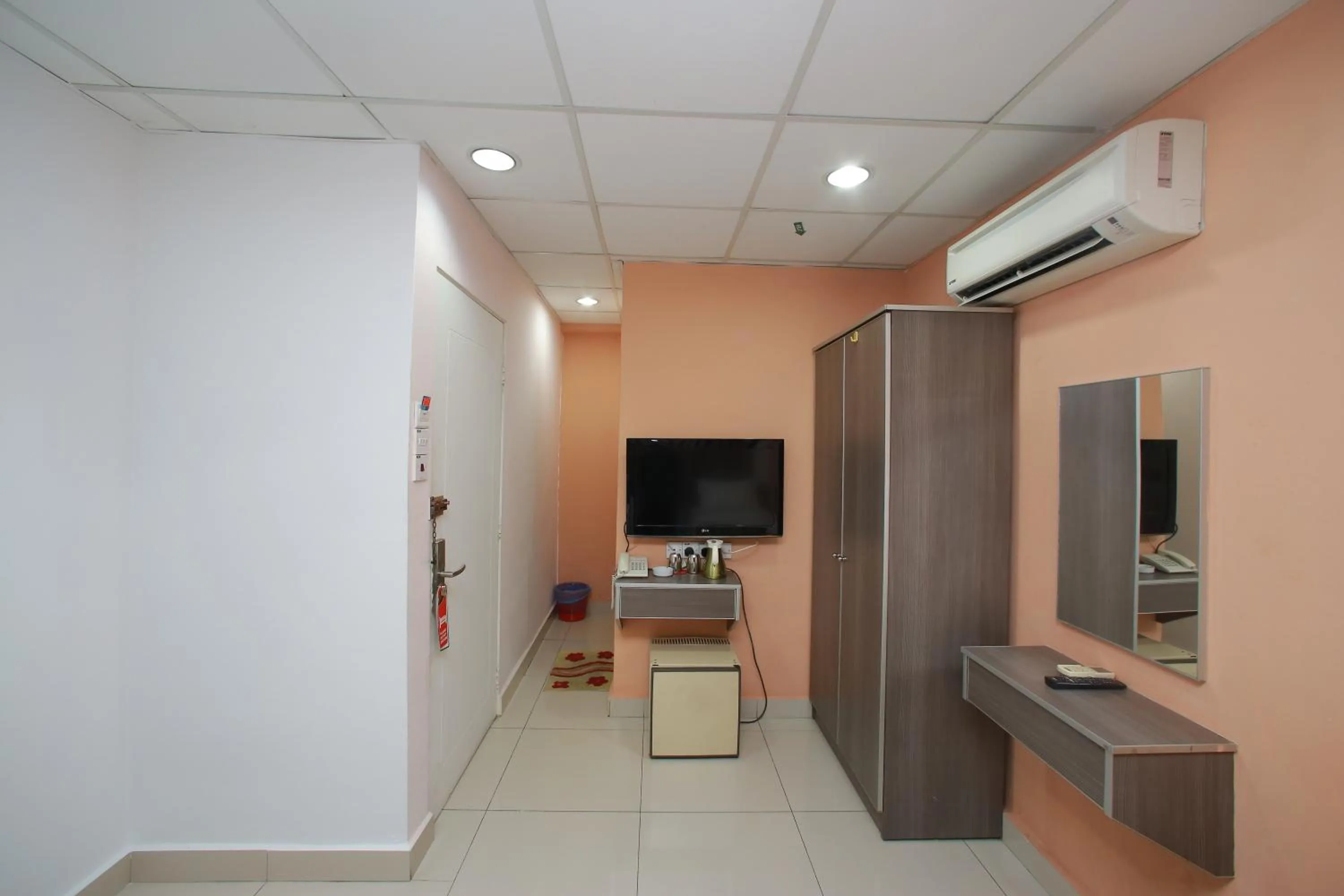 TV and multimedia in Lacomme Inn