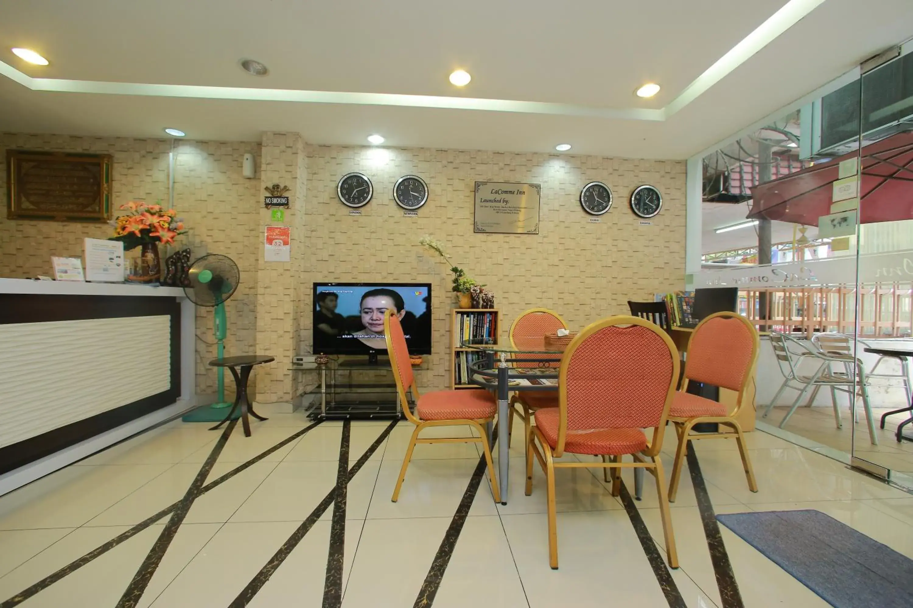 Lobby or reception in Lacomme Inn Lobby or reception in Lacomme Inn