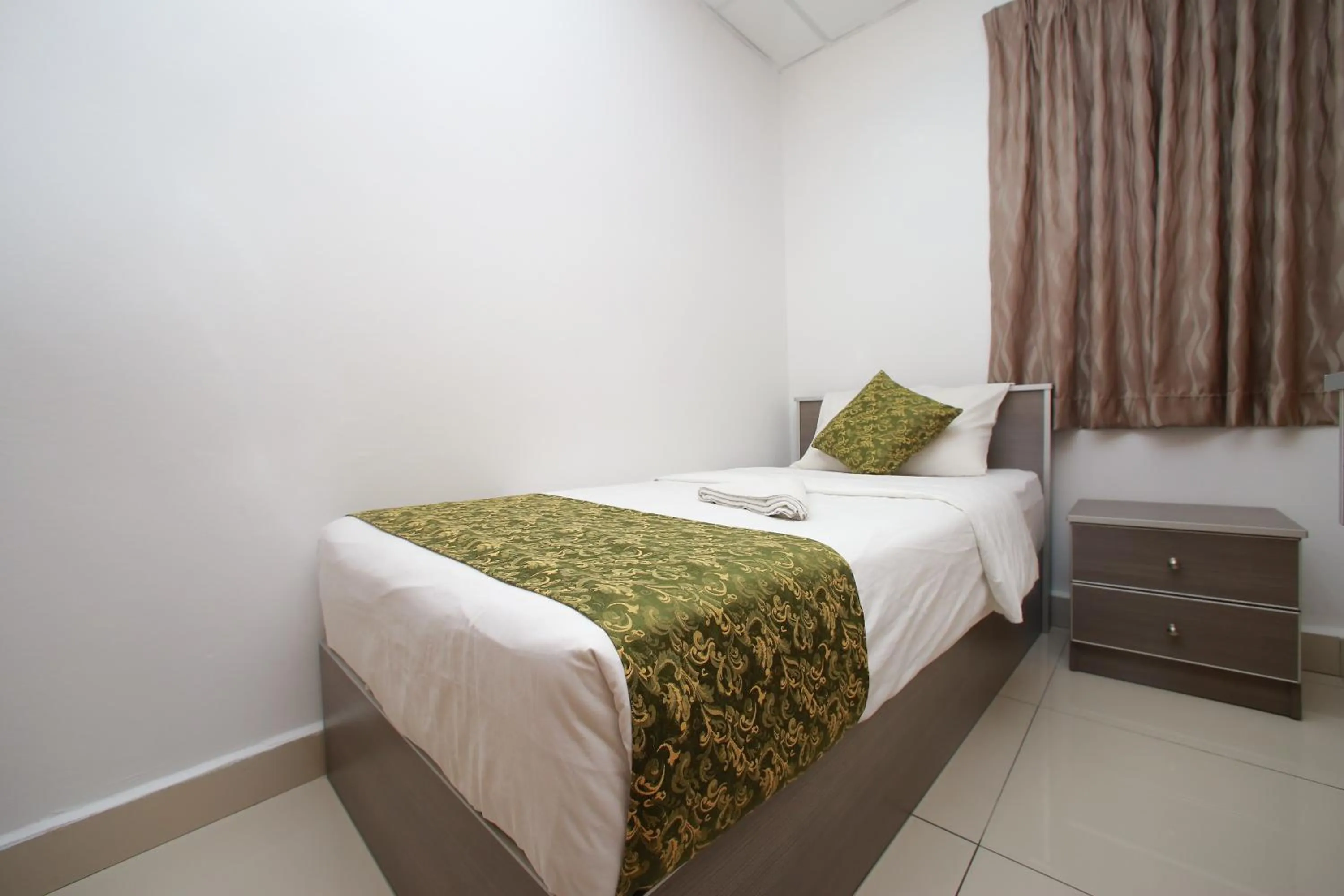 Bedroom, Bed in Lacomme Inn