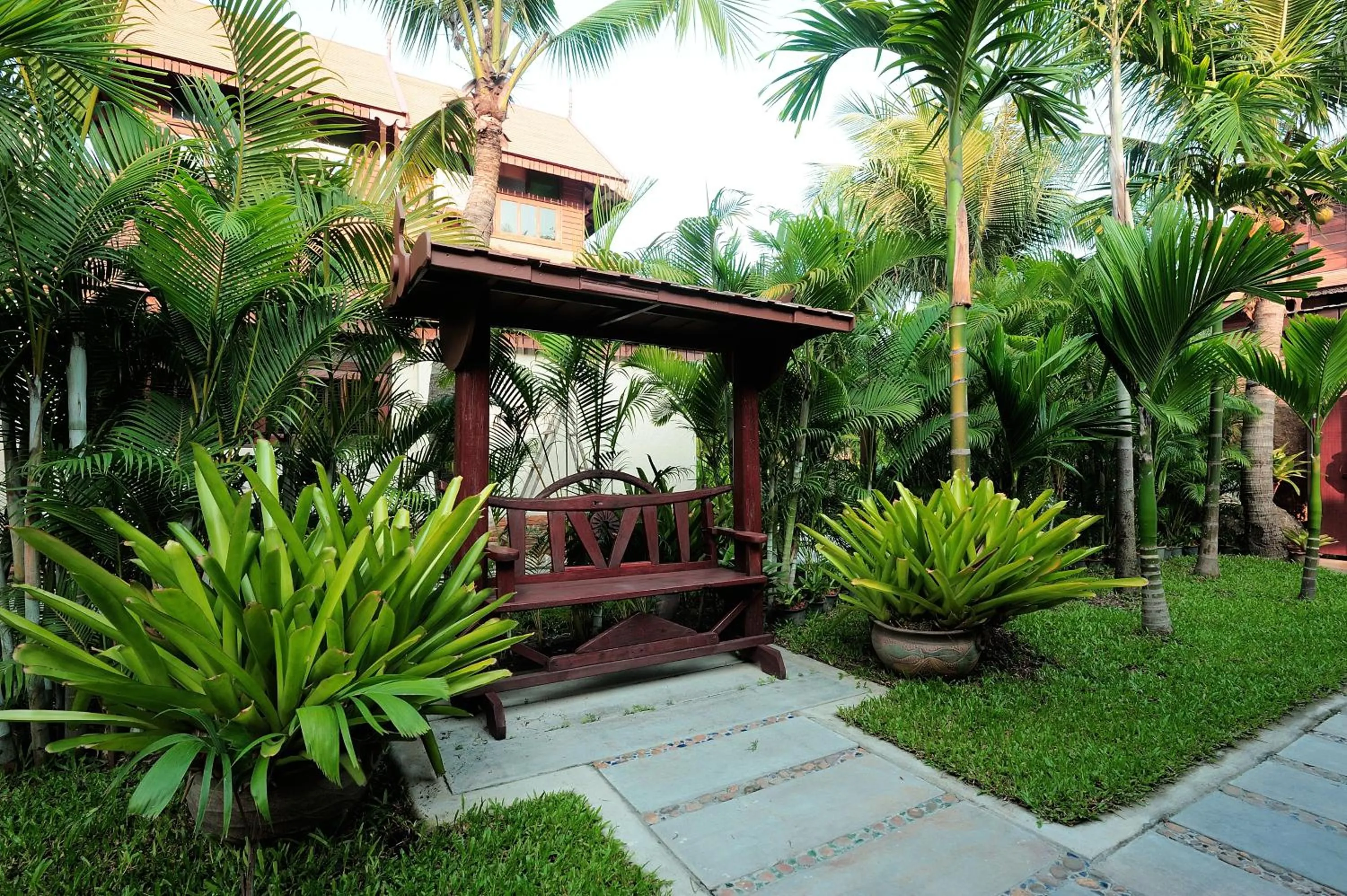 Suankaew Art Cottage