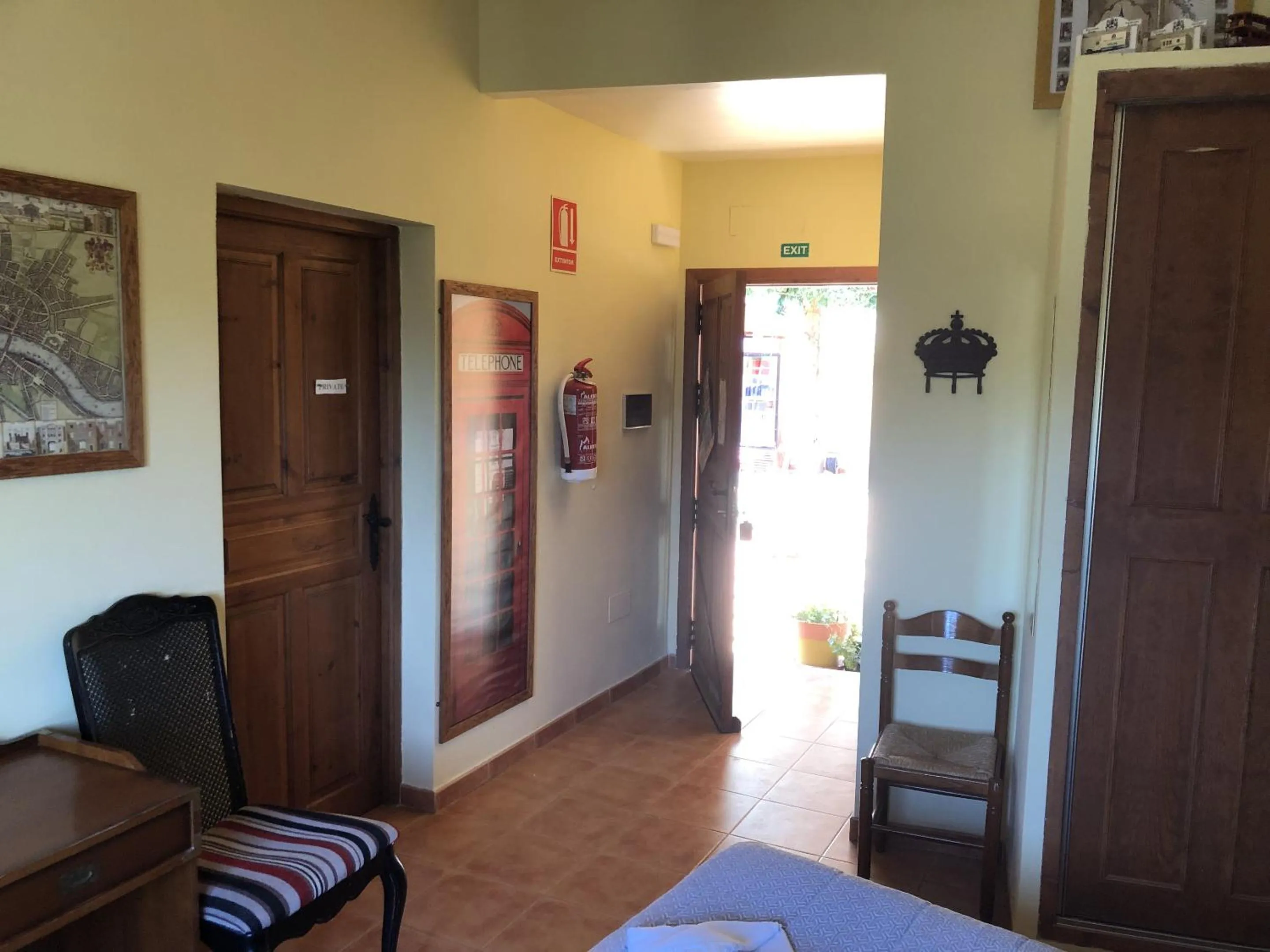 Bedroom in Hotel La Mariposa