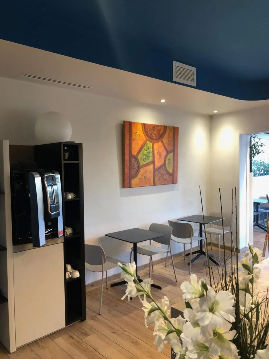 Seating area in Hotel Cantosorgue