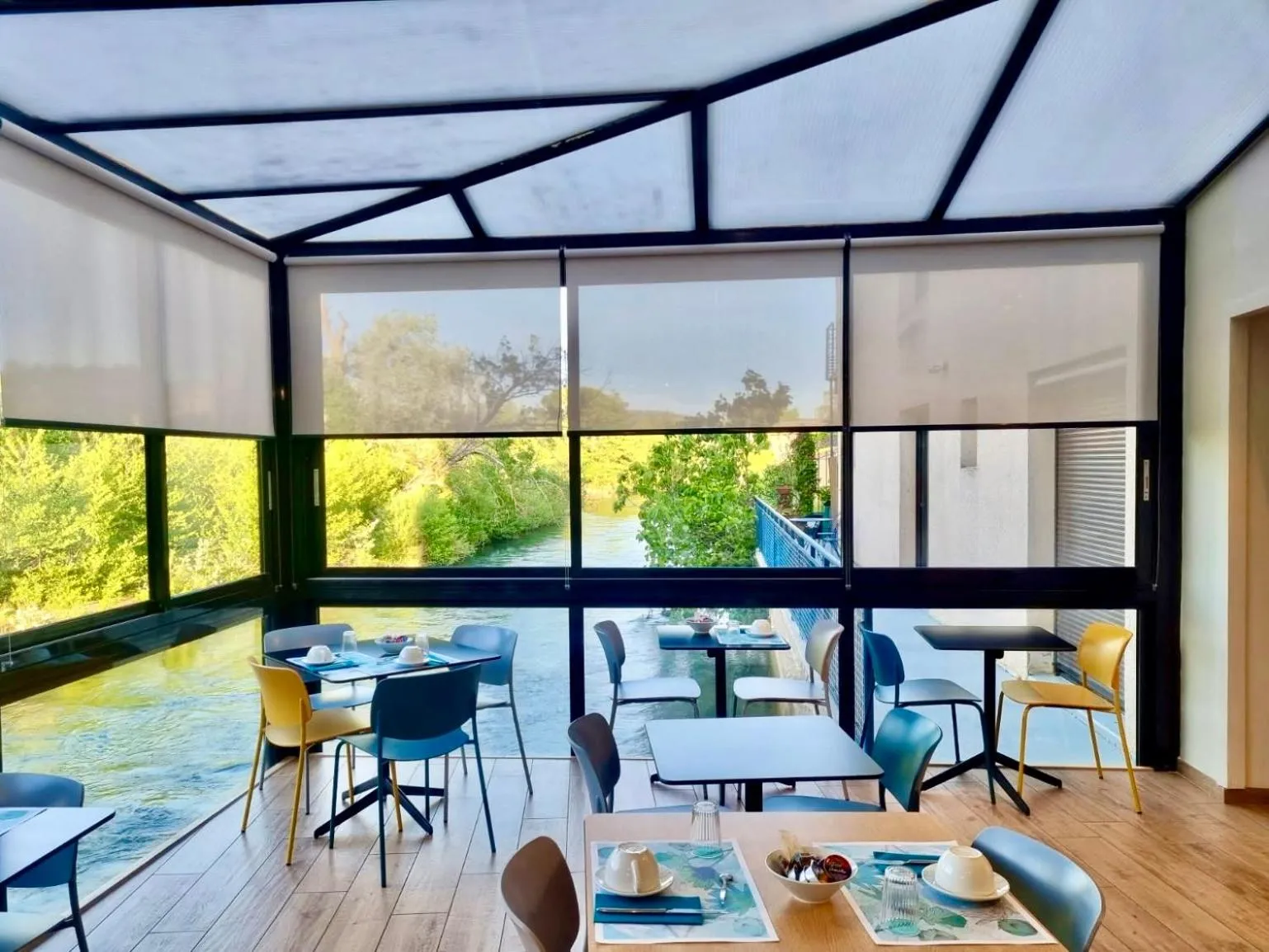 Dining area in Hotel Cantosorgue