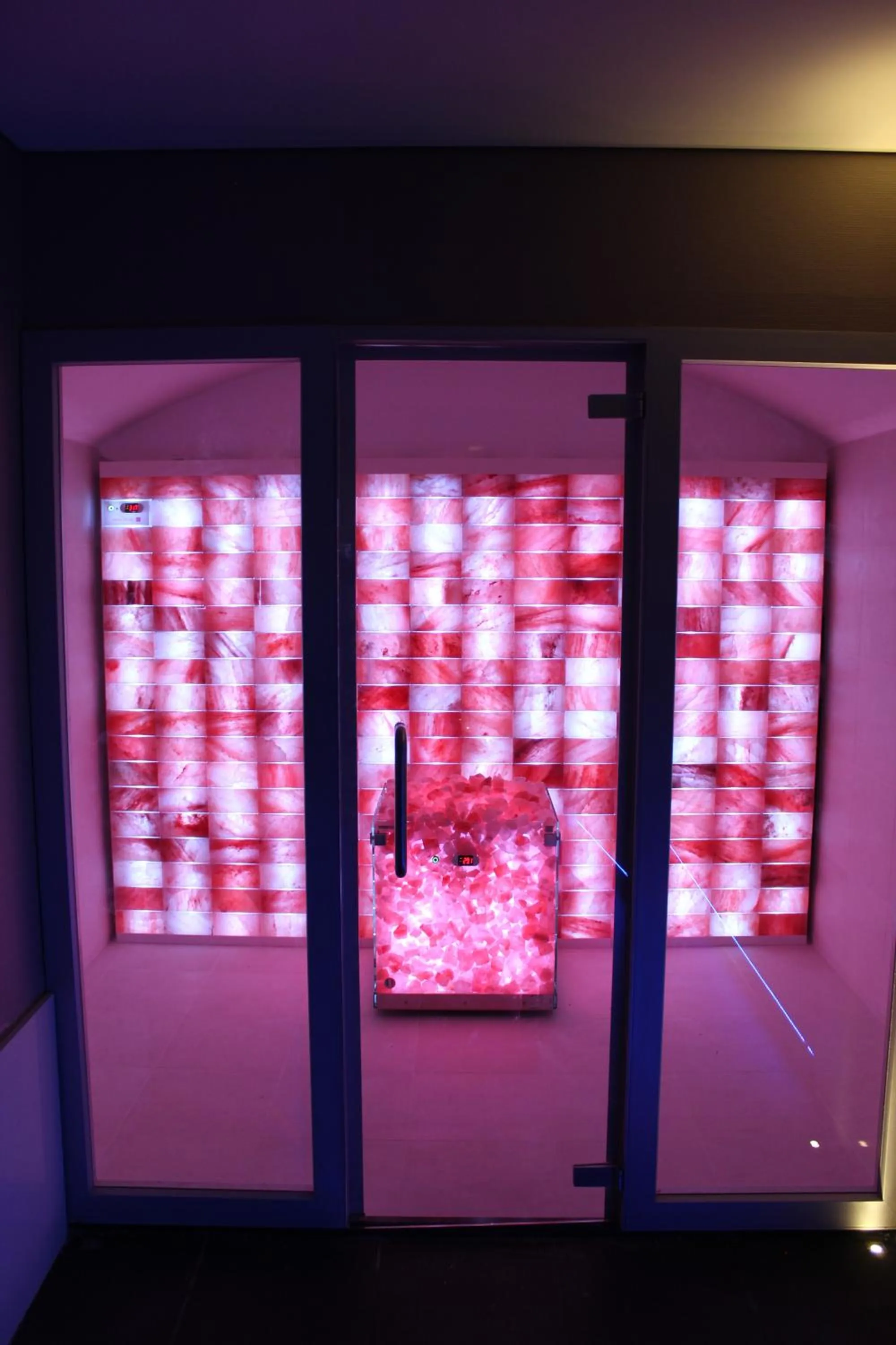 Spa and wellness centre/facilities in Parco Dei Principi Hotel Congress & SPA