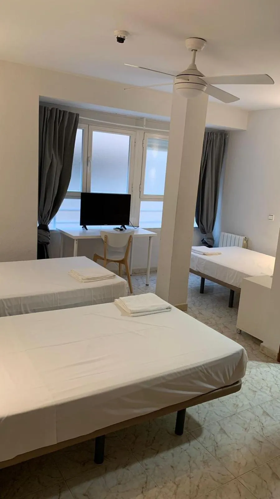 Bed in Hostal la Embajada