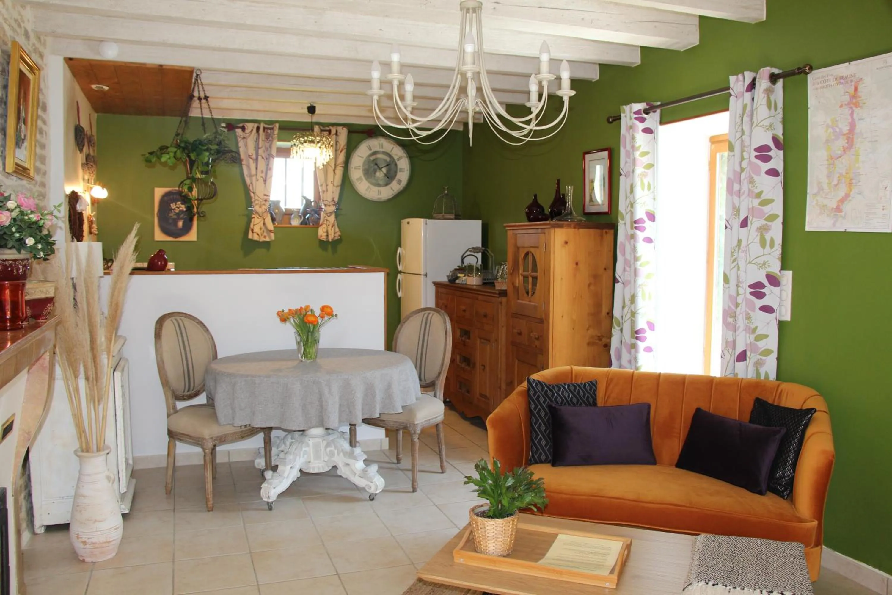 Seating area in Le Clos de la Challangette