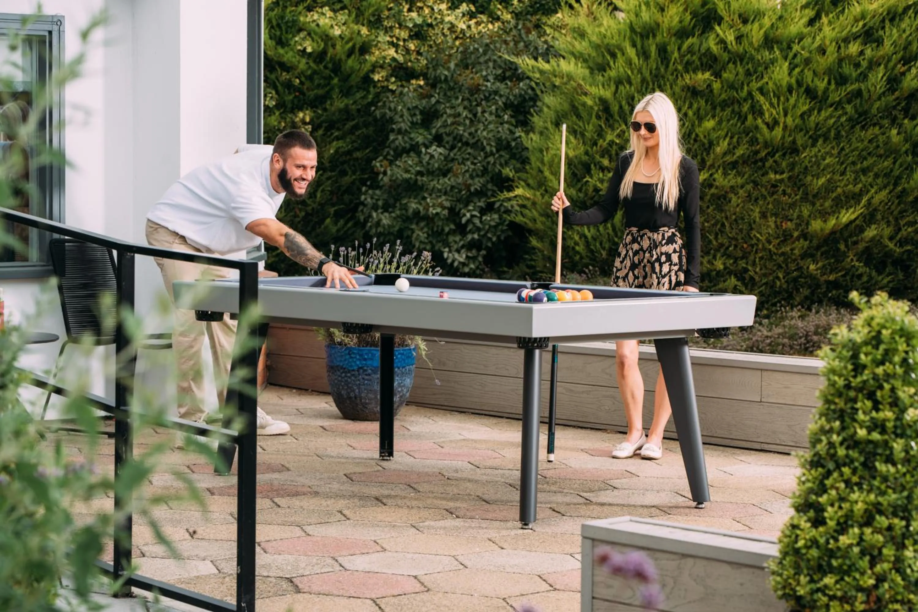 Drift Inn formerly the Waterfront Hotel