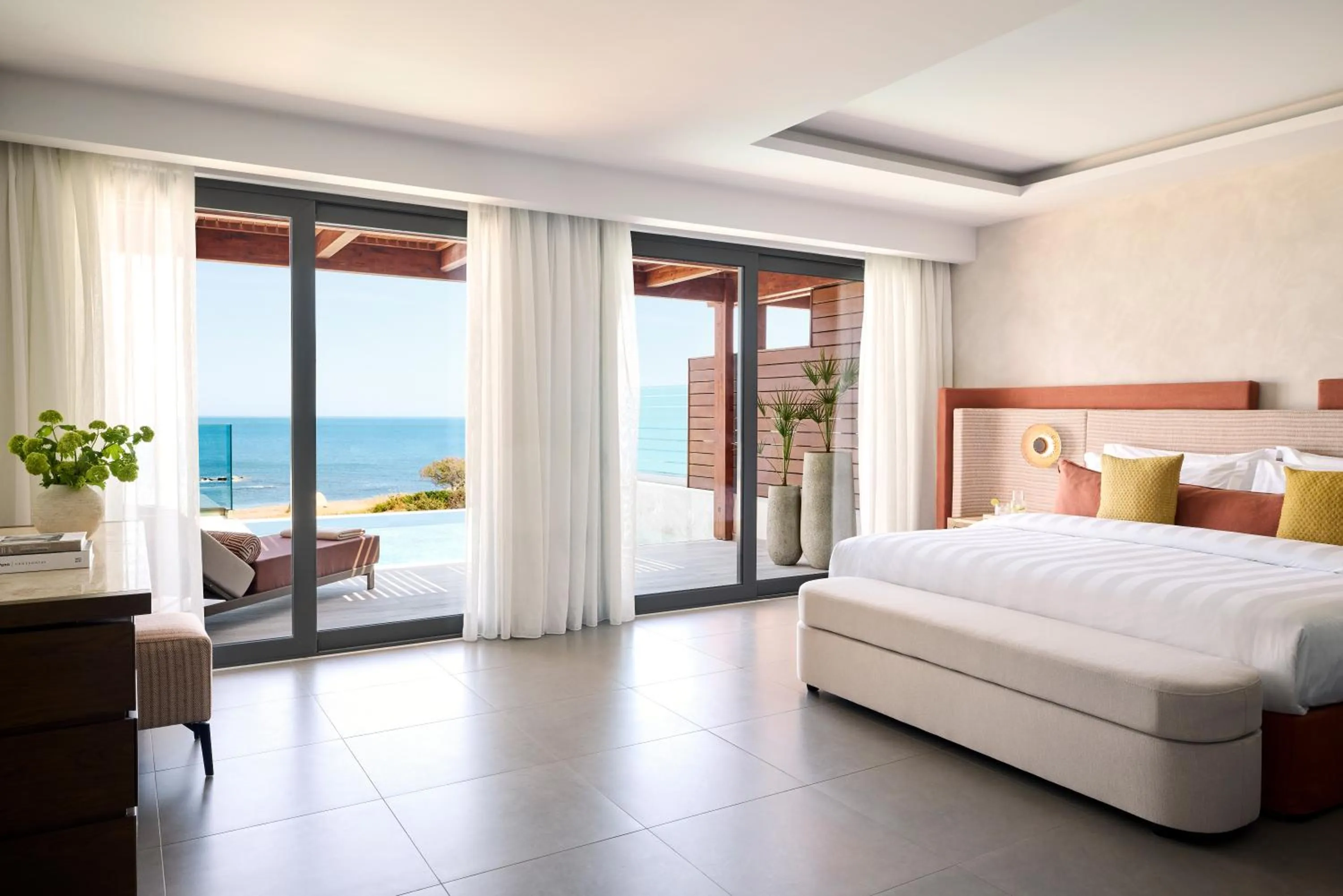 Bed in Boutique 5 Hotel & Spa - Adults Only