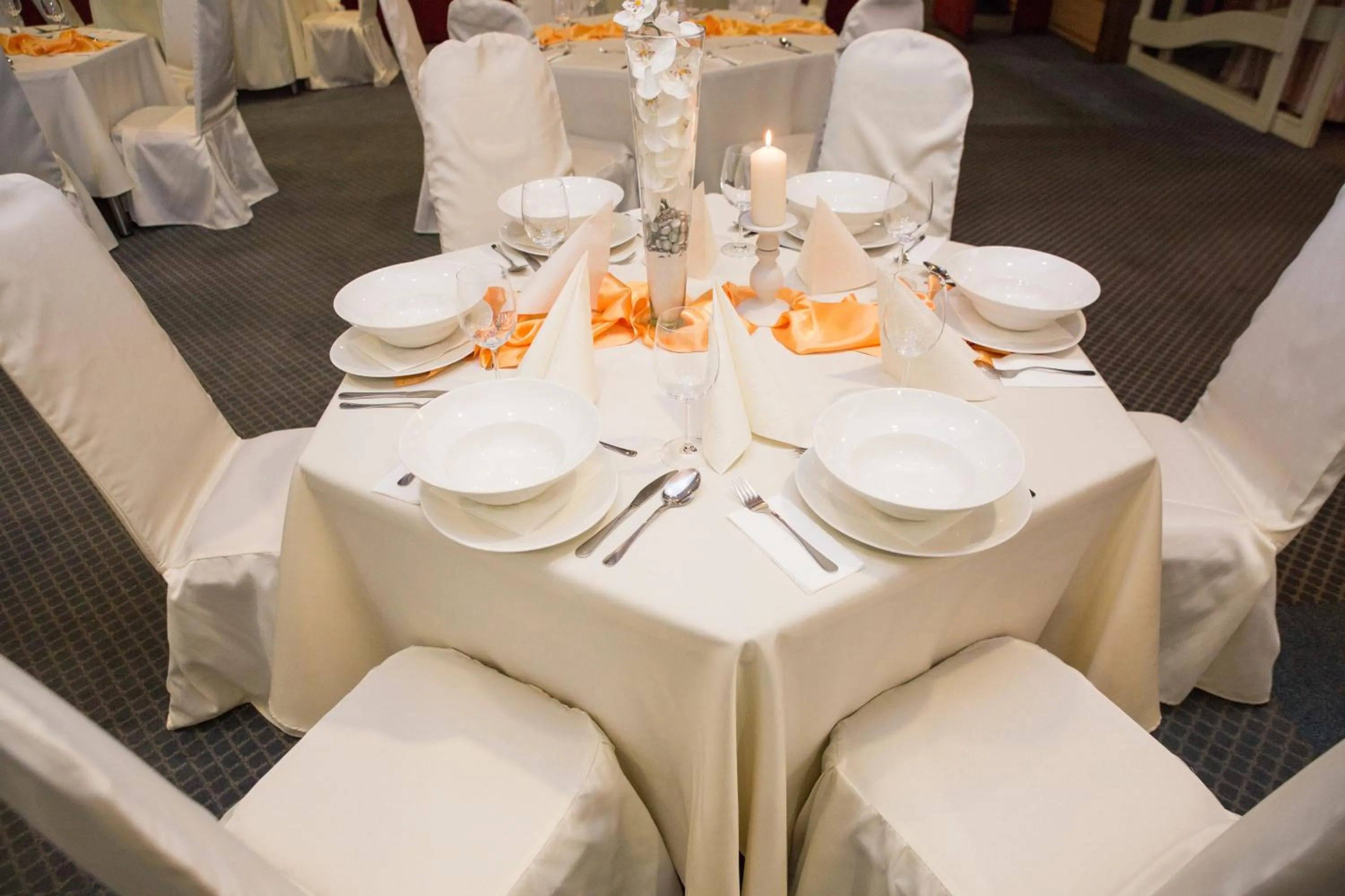 Restaurant/places to eat in Therma Nea Dunajská Streda