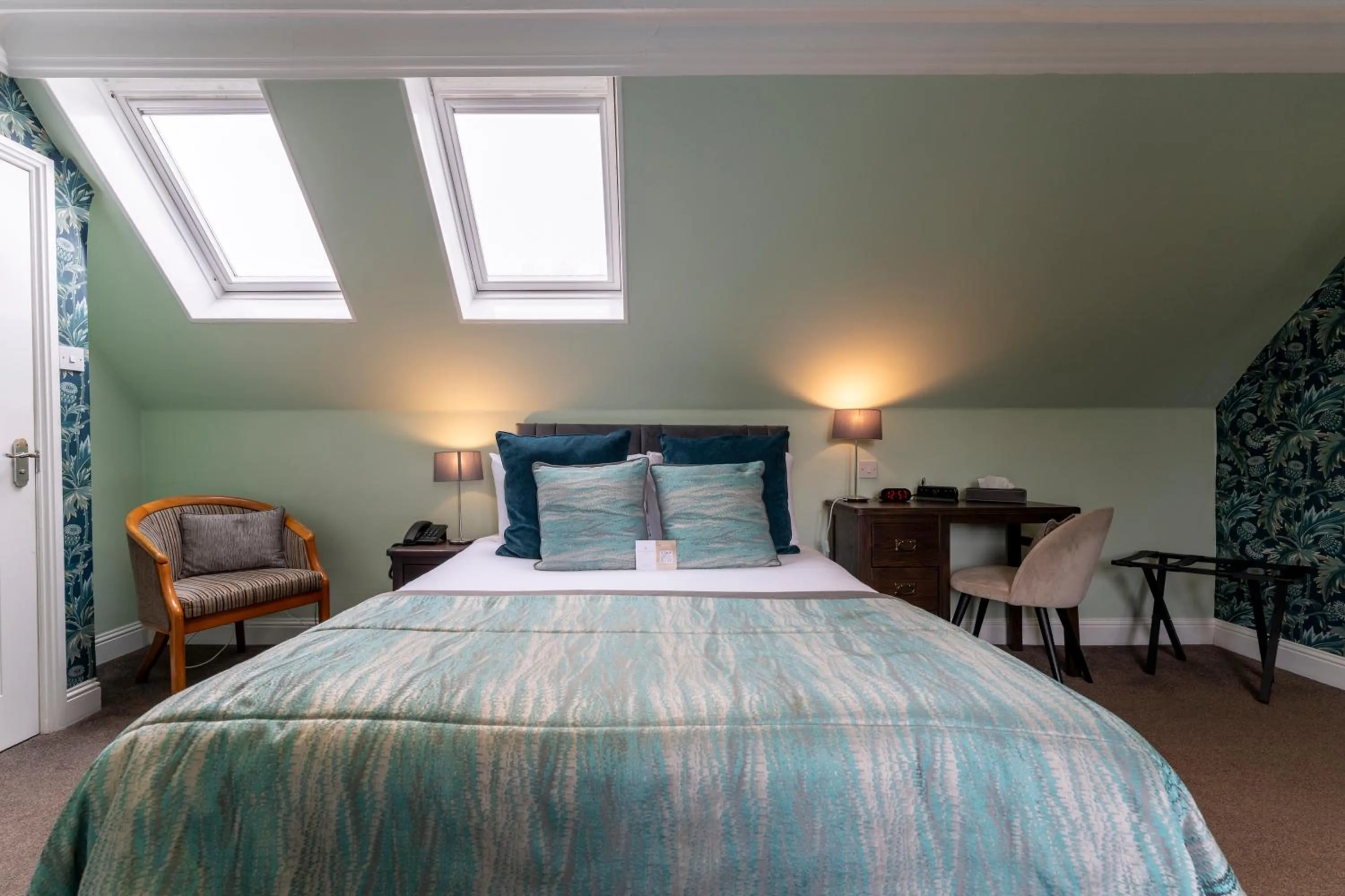 Bed in Sherbrooke Castle Hotel