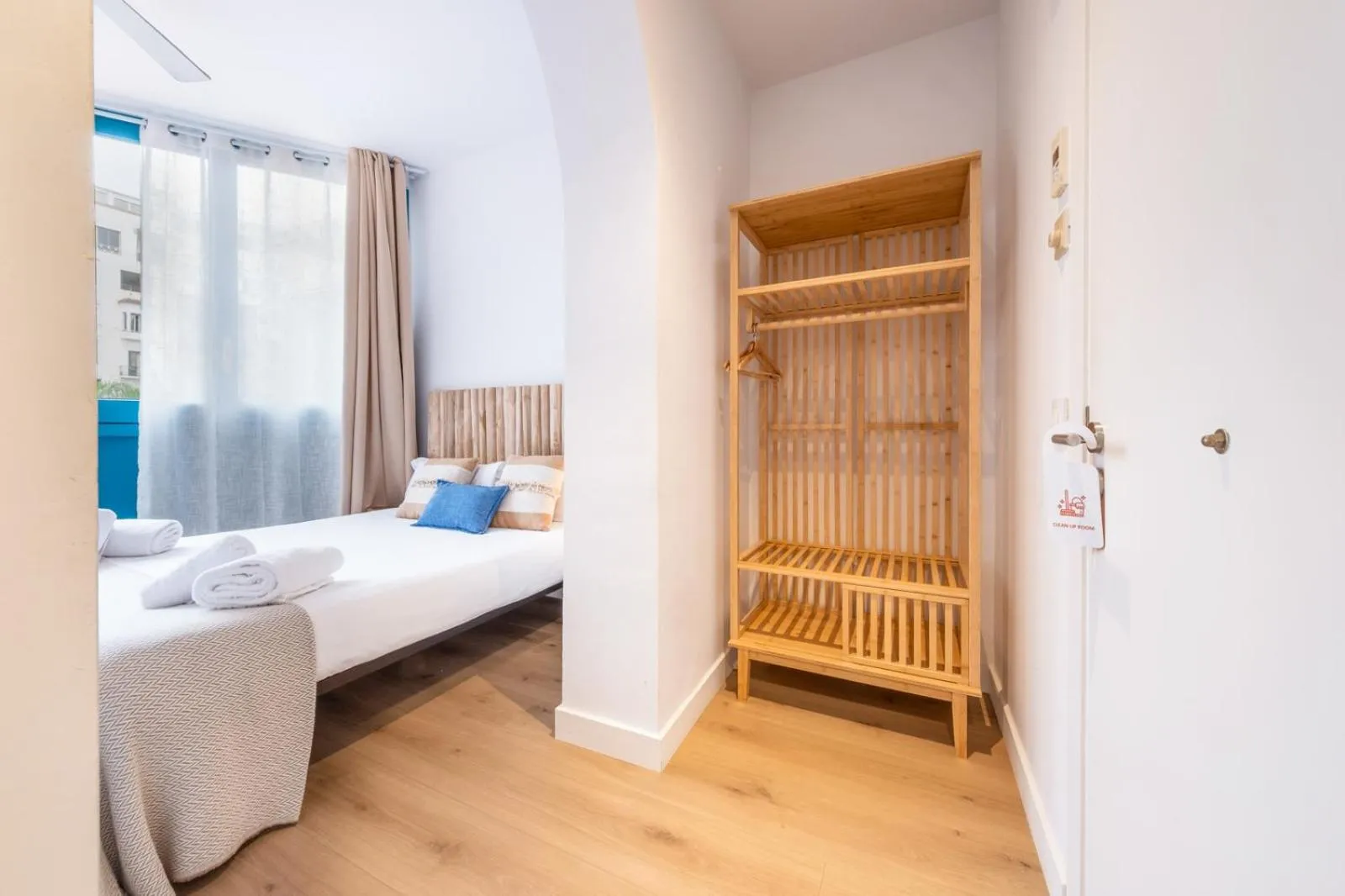 Bedroom, Bed in Hostal Barcelona Centro