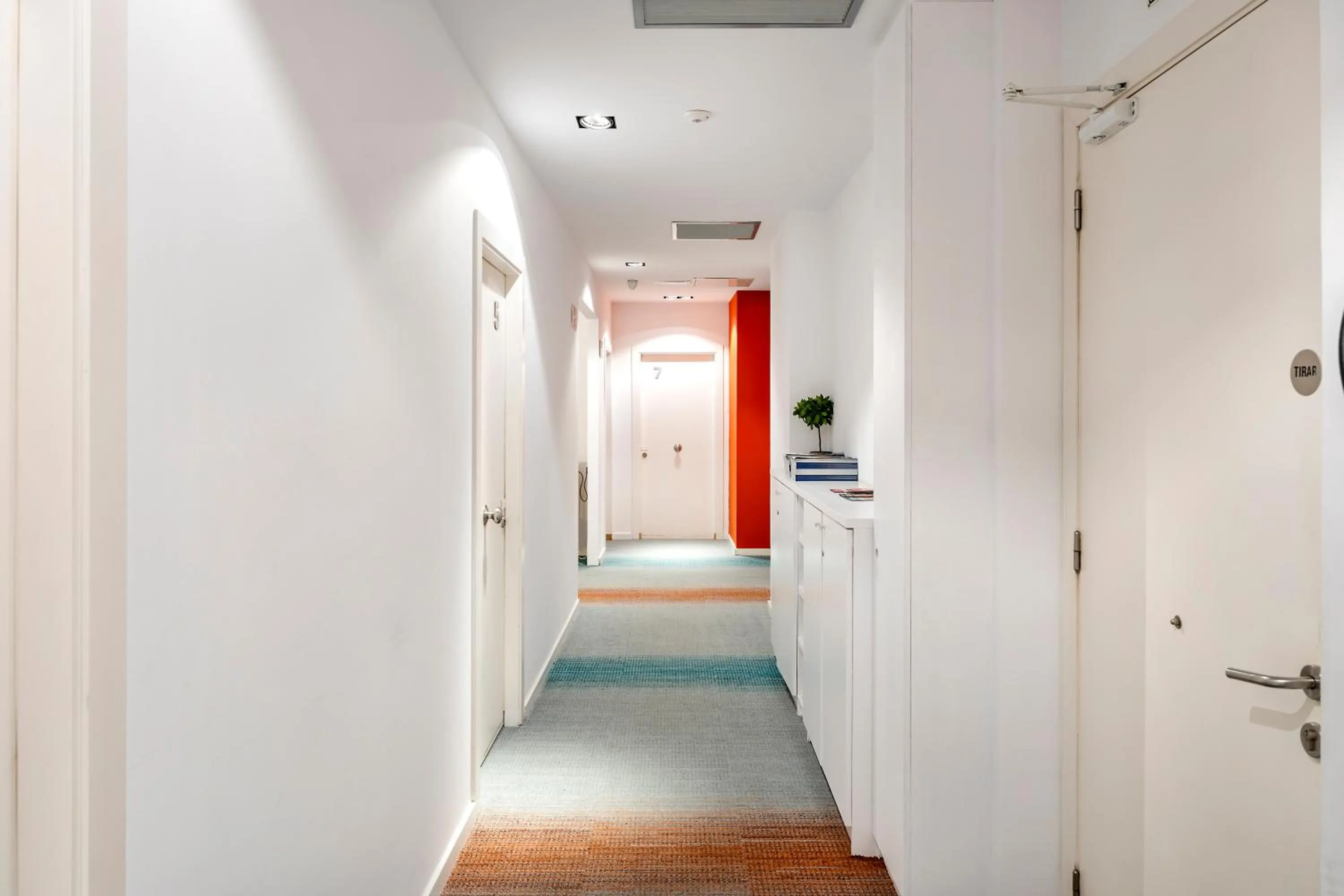 Property building in Hostal Barcelona Centro