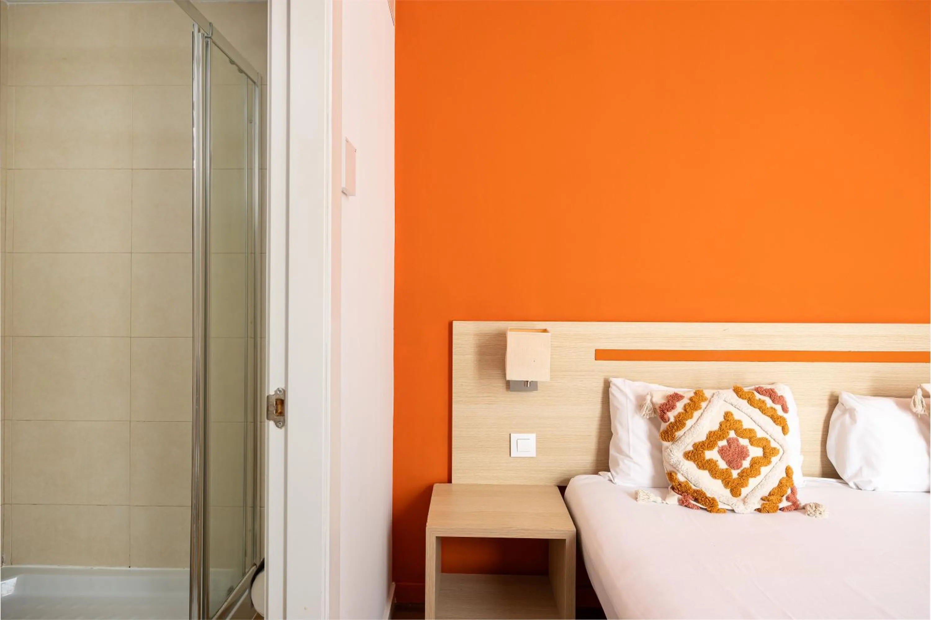 Bedroom, Bed in Hostal Barcelona Centro