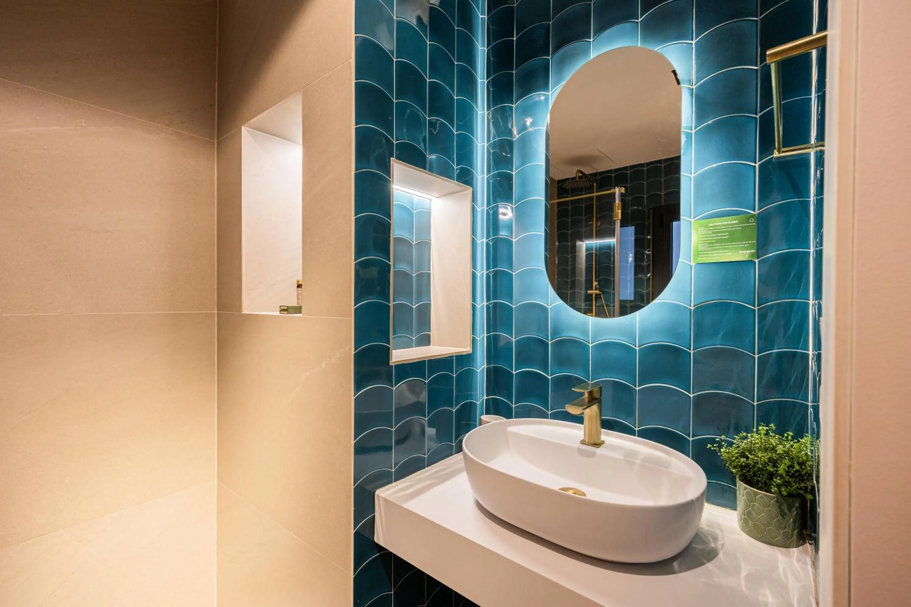 Bathroom in Hostal Barcelona Centro