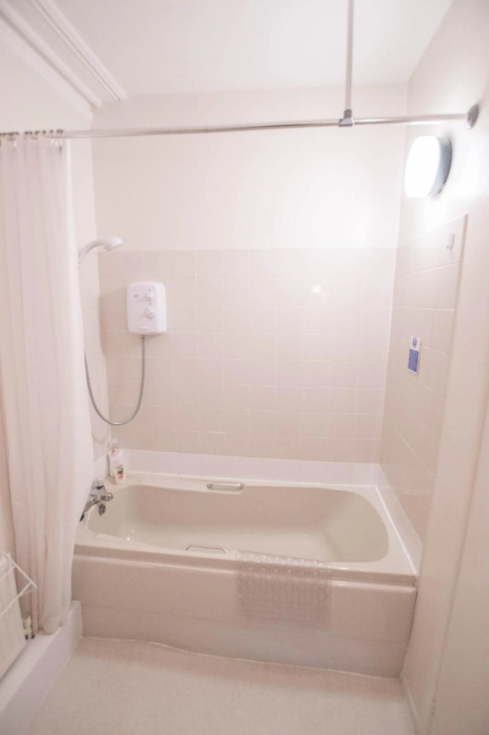 Bathroom in Elim Bank Guest House