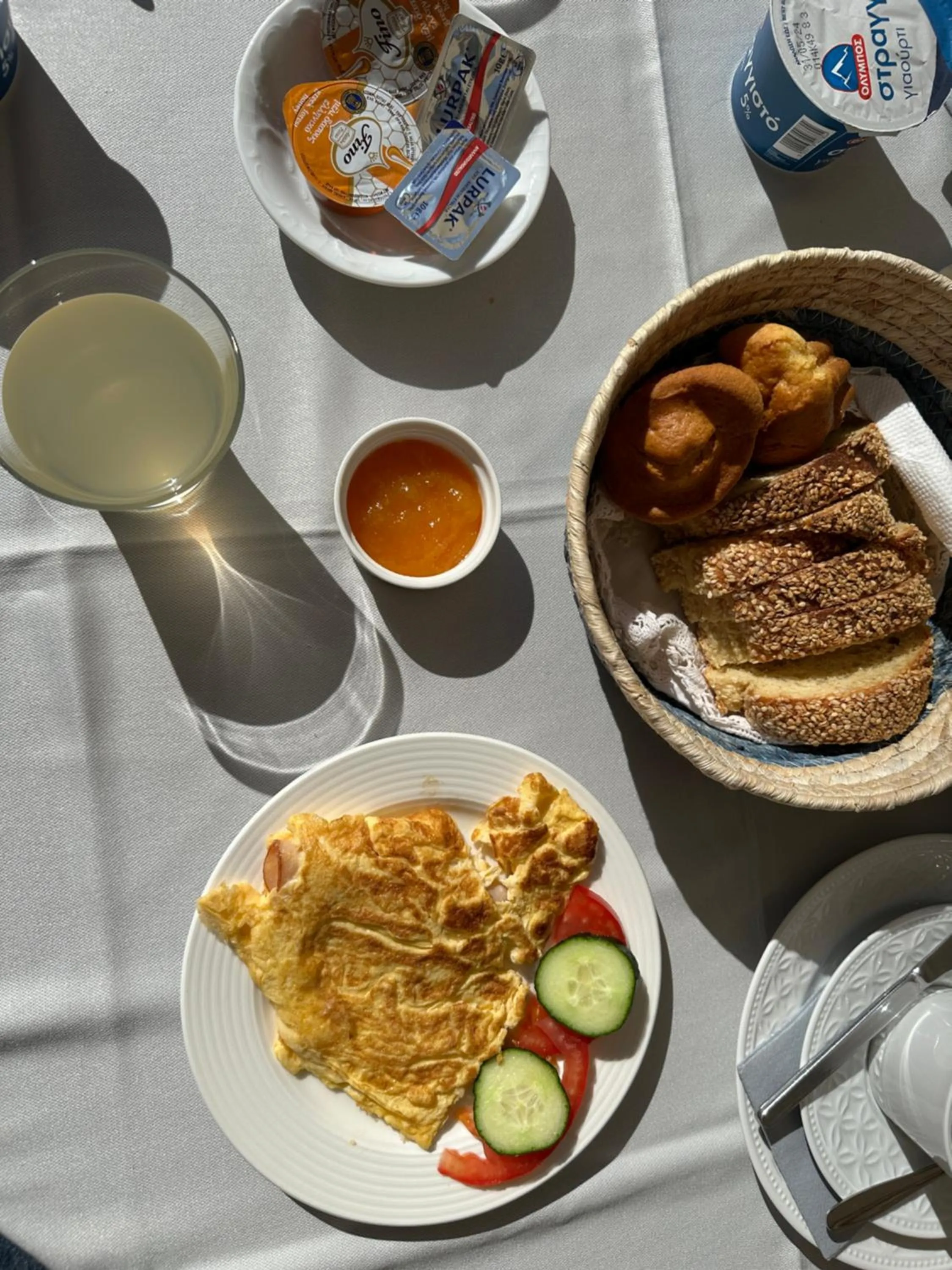Breakfast in Hotel Miranda