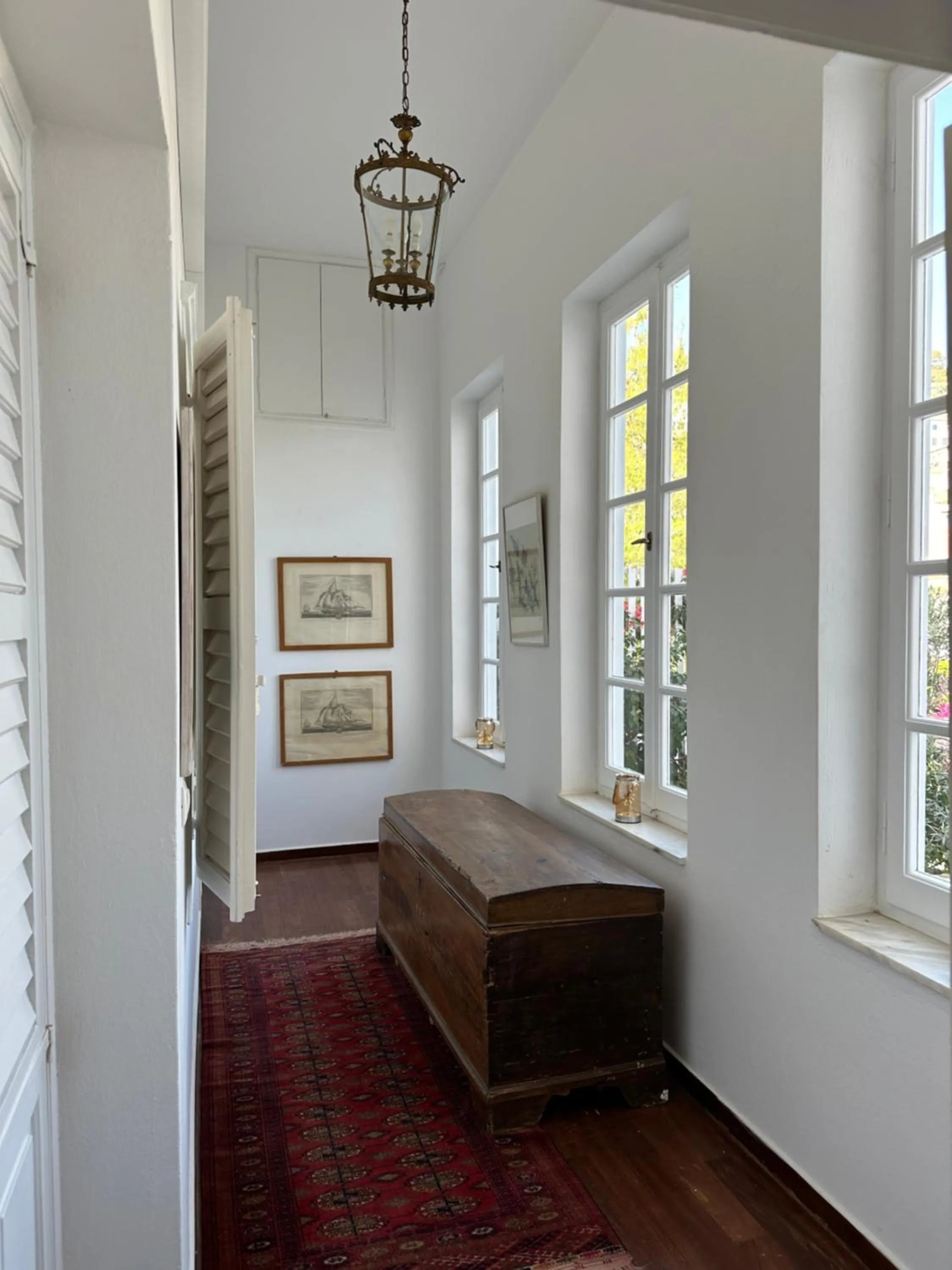 Property building, Bed in Hotel Miranda