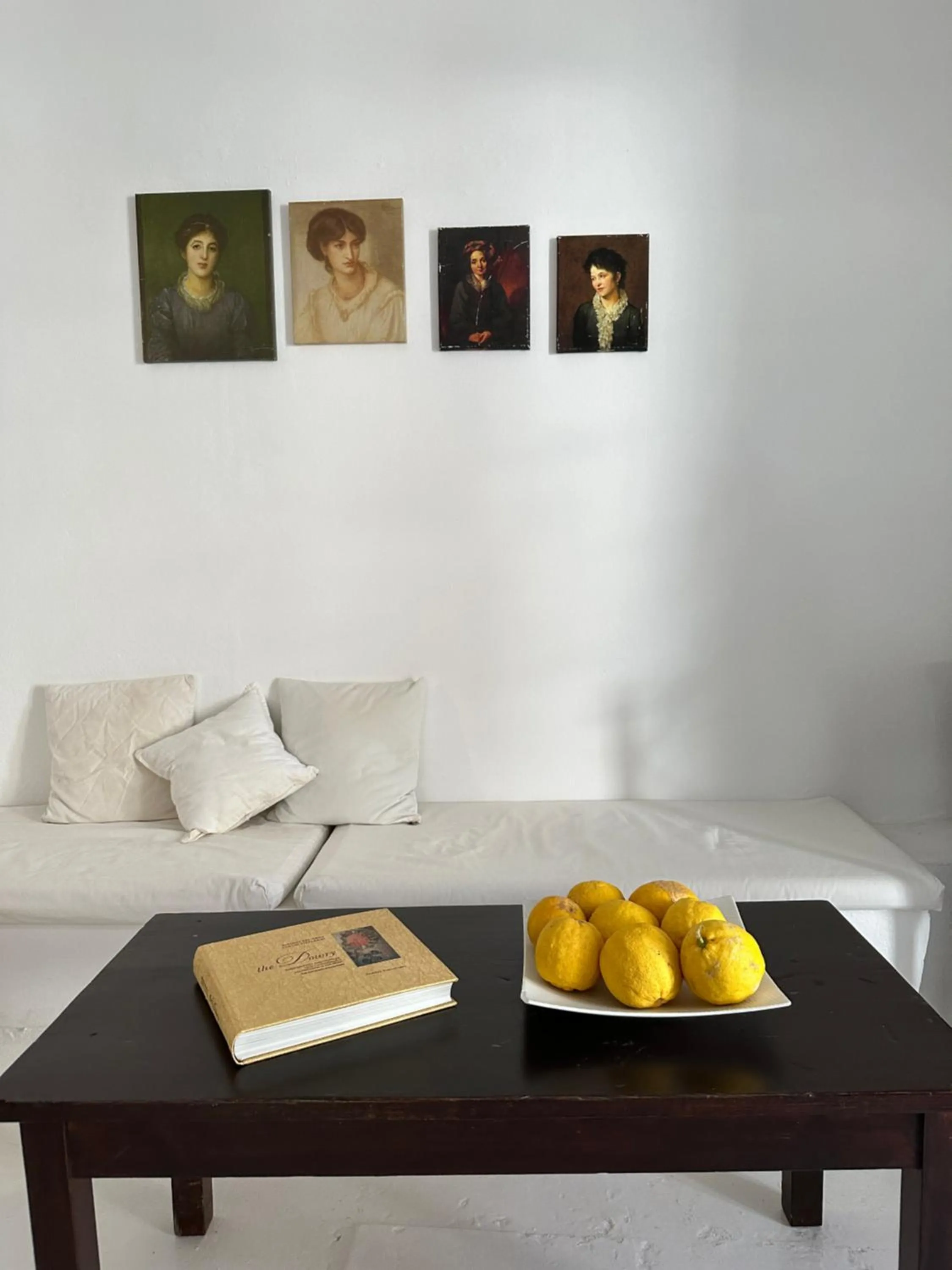 Property building in Hotel Miranda