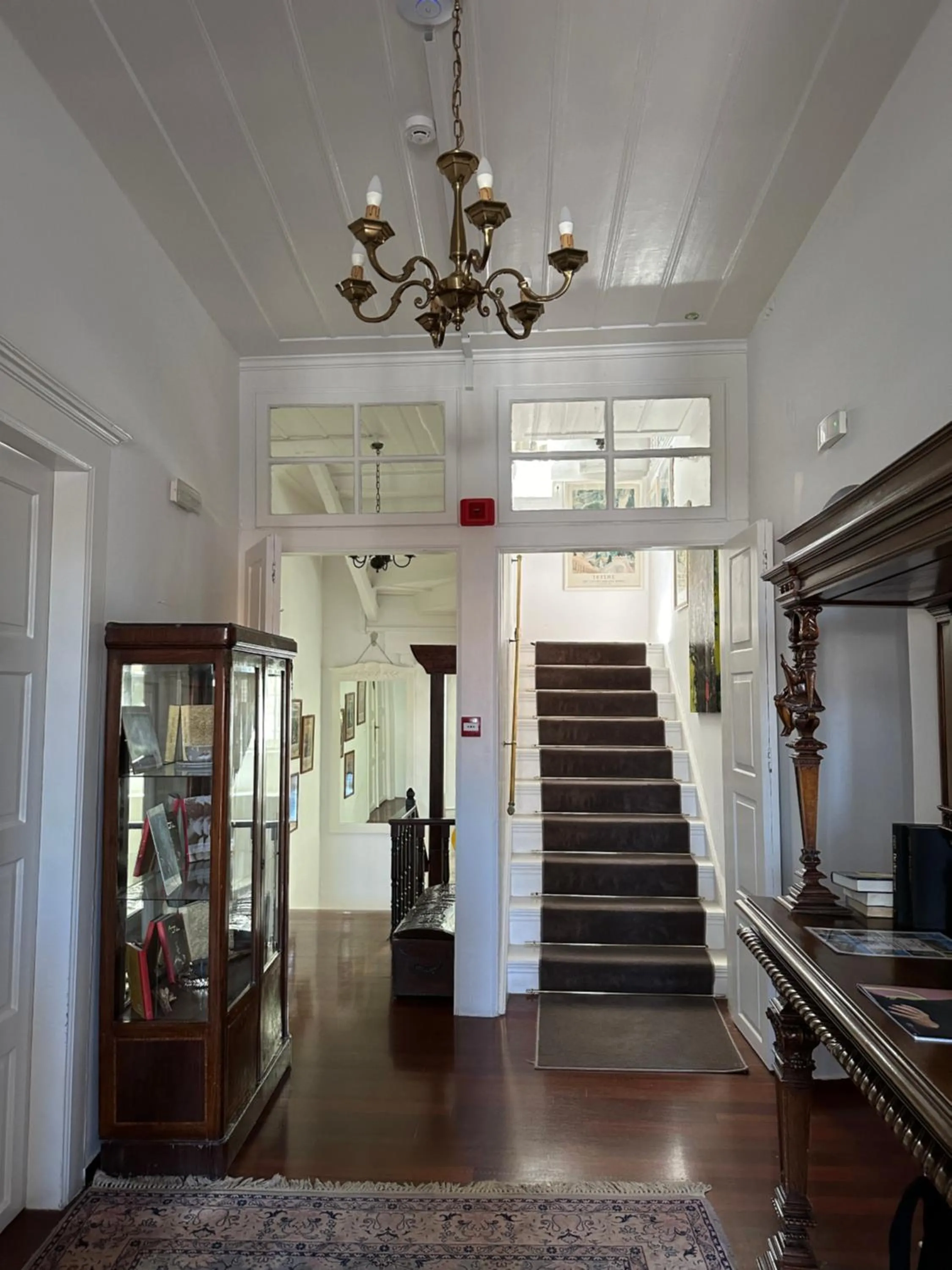 Property building in Hotel Miranda