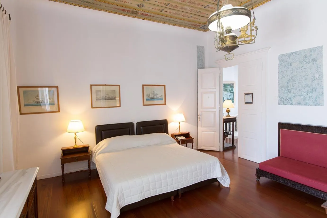Photo of the whole room, Bed in Hotel Miranda