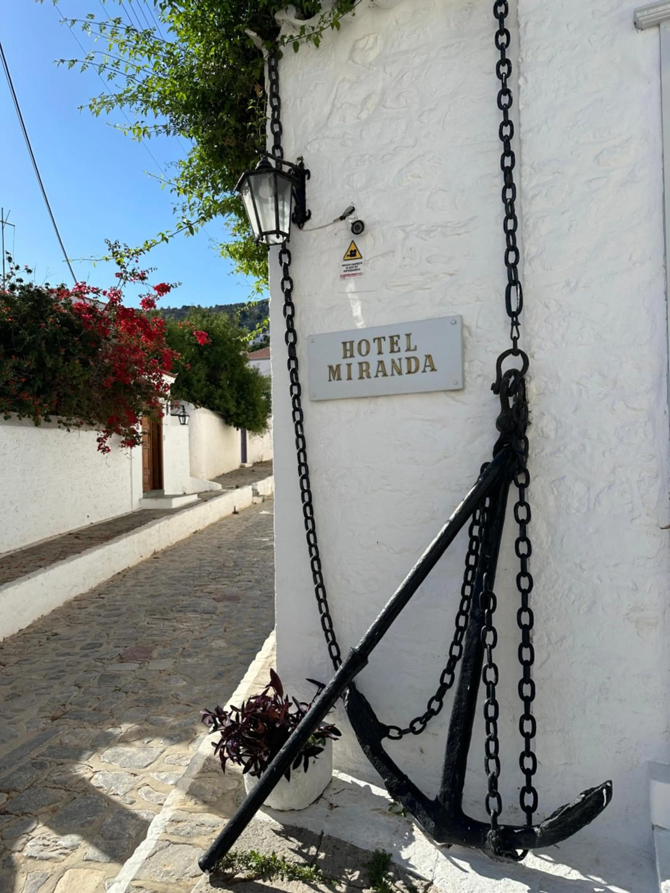 Property building in Hotel Miranda
