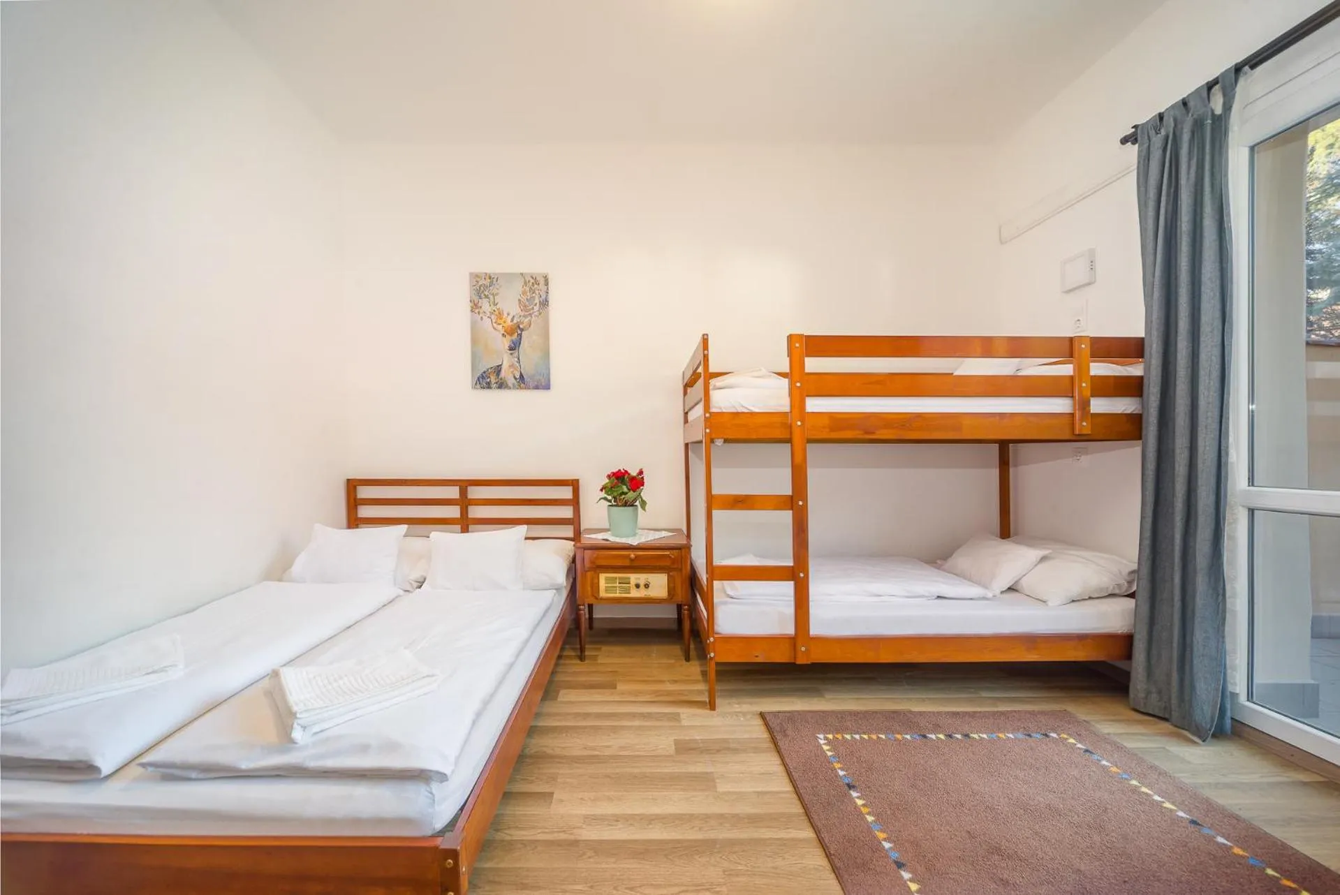 Photo of the whole room, Bed in Lipicai Hotel és Étterem