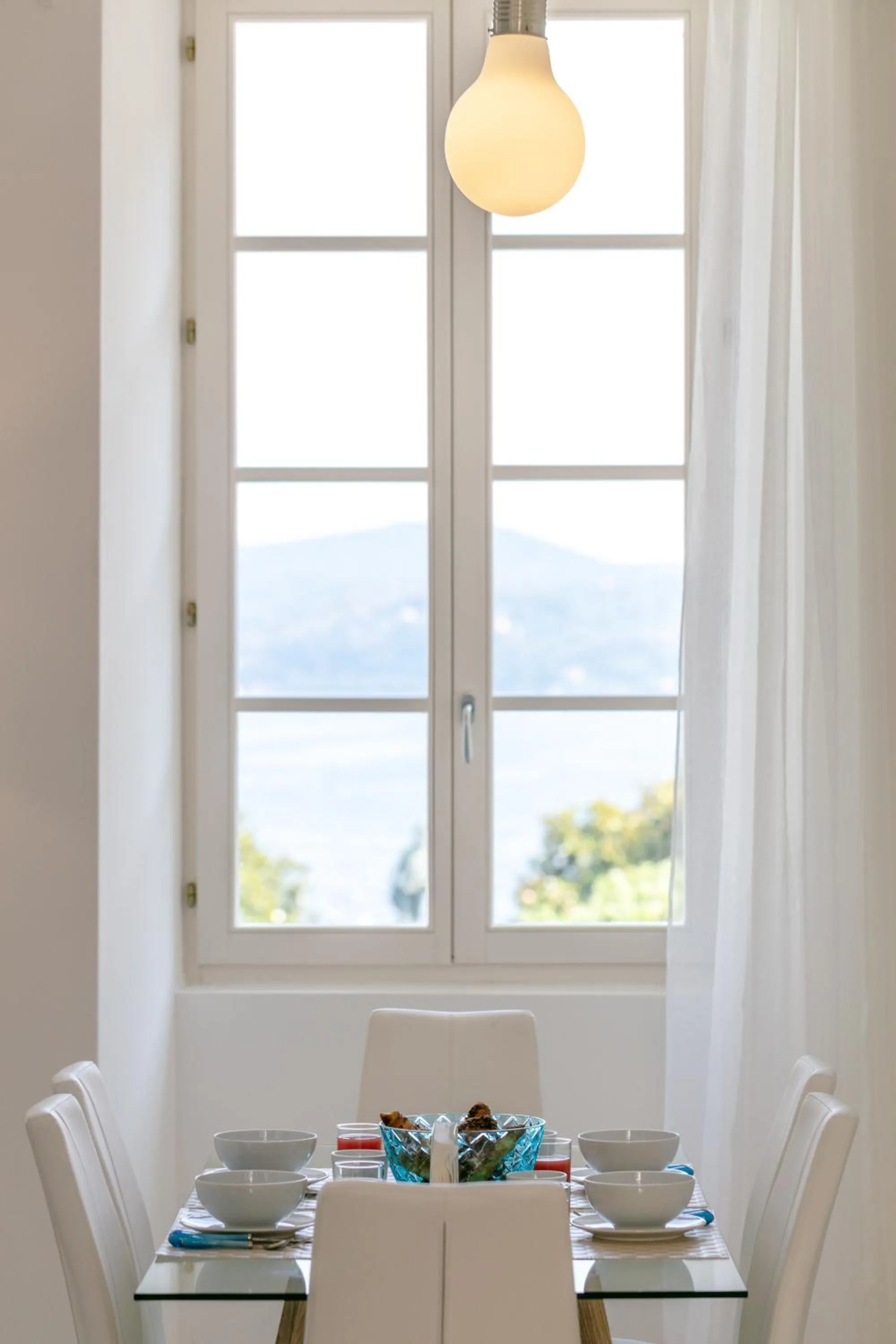 Dining area in Verbania - Luxury Italy Apartments