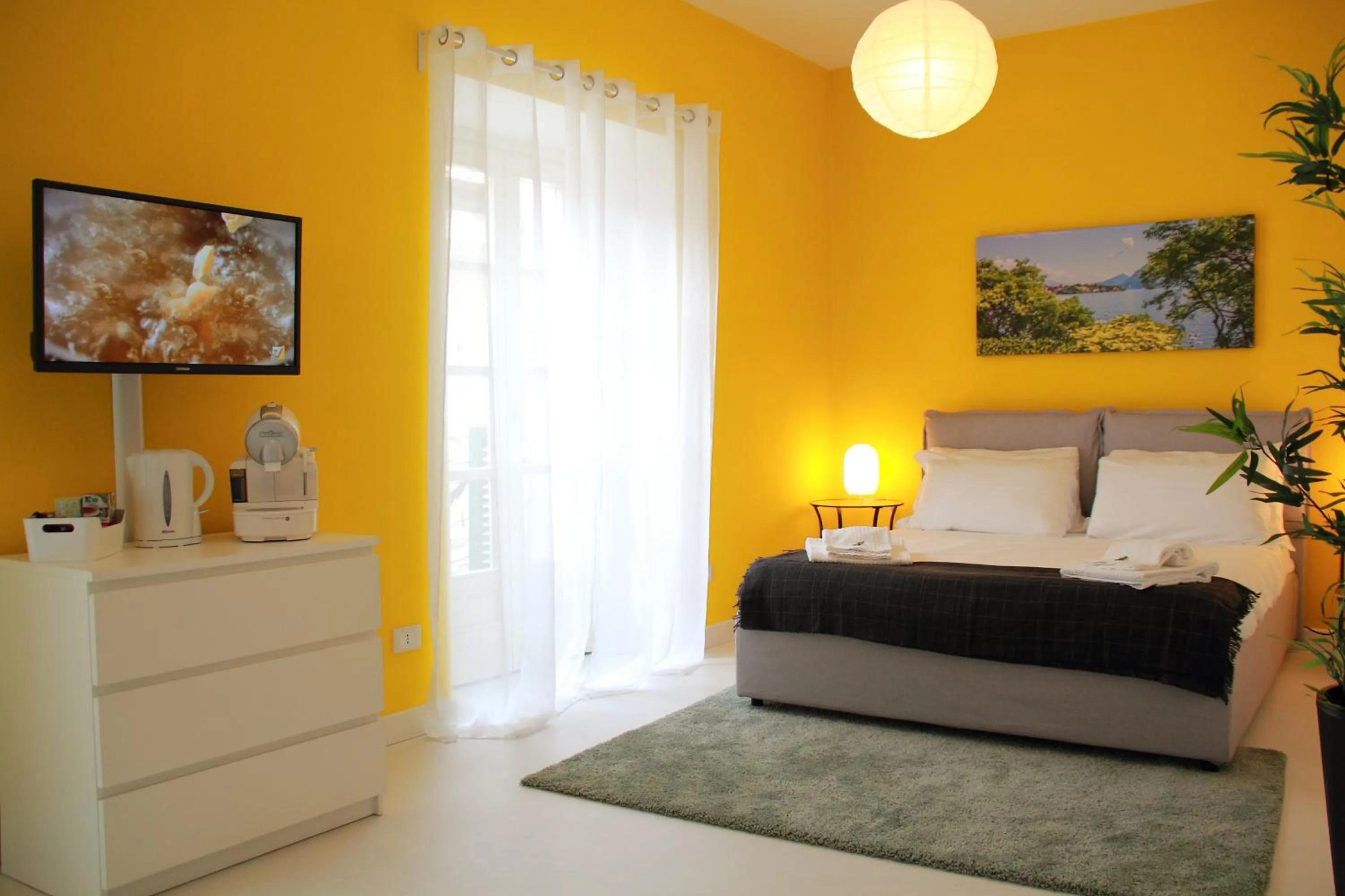 Family, Bed in Verbania - Luxury Italy Apartments