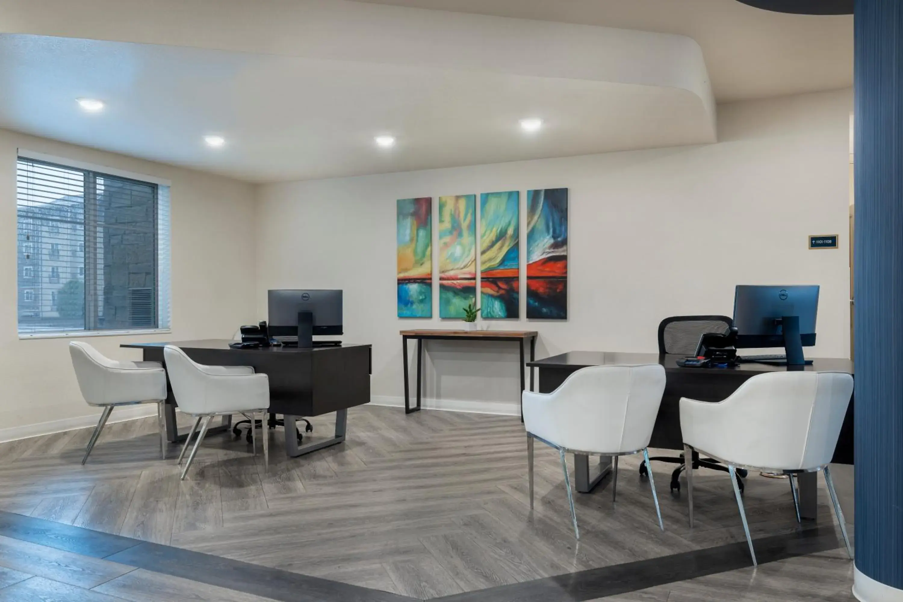 Lobby or reception in Soka Suites Dallas - Las Colinas Lobby or reception in Soka Suites Dallas - Las Colinas