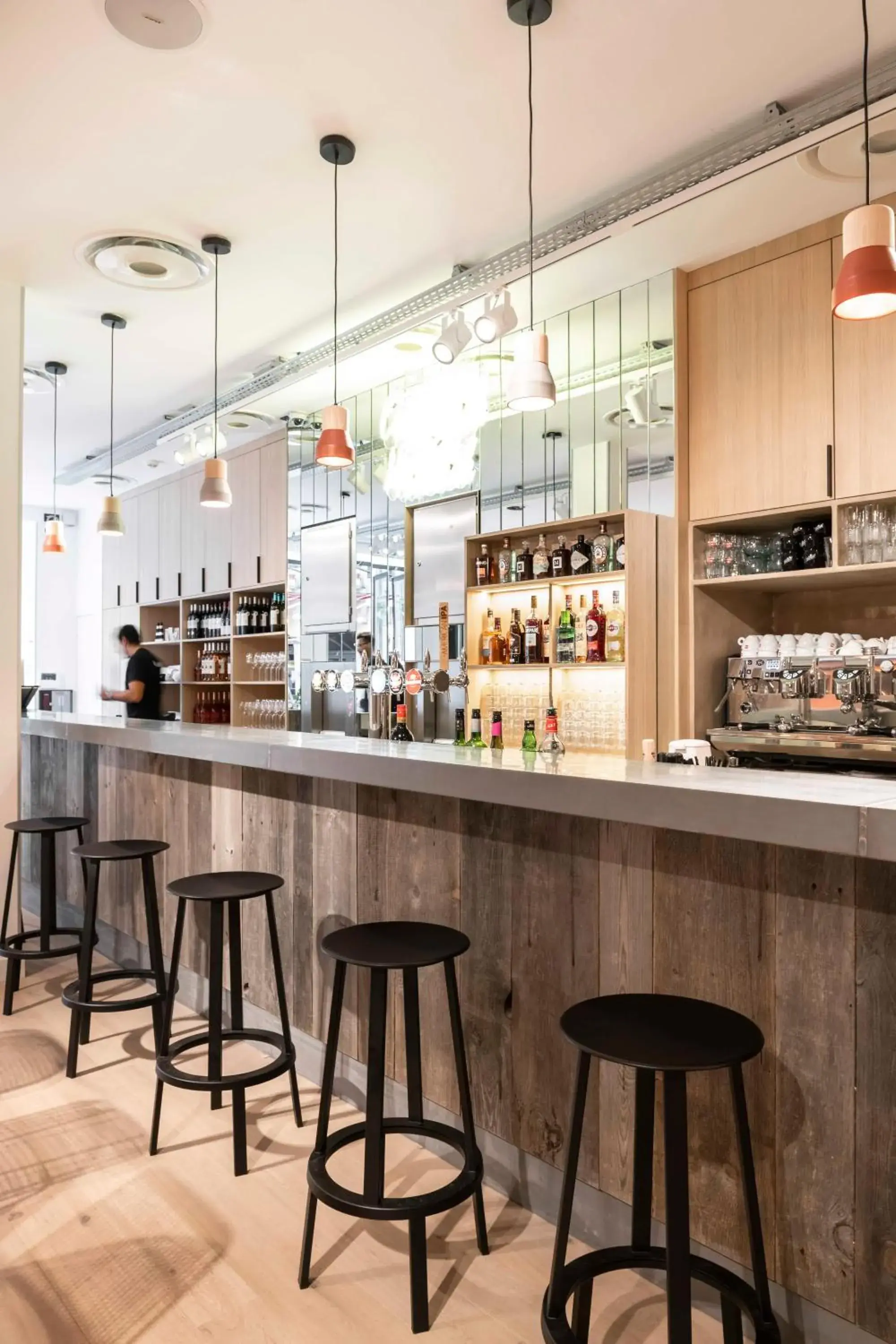 Restaurant/places to eat in CENTRAL Hostel Bordeaux Centre Restaurant/places to eat in CENTRAL Hostel Bordeaux Centre