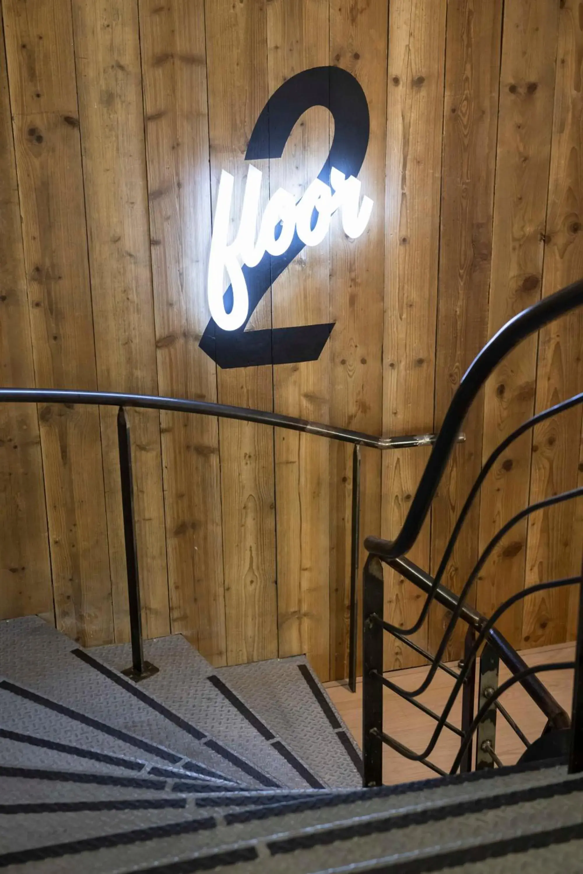 Logo/Certificate/Sign in CENTRAL Hostel Bordeaux Centre Logo/Certificate/Sign in CENTRAL Hostel Bordeaux Centre