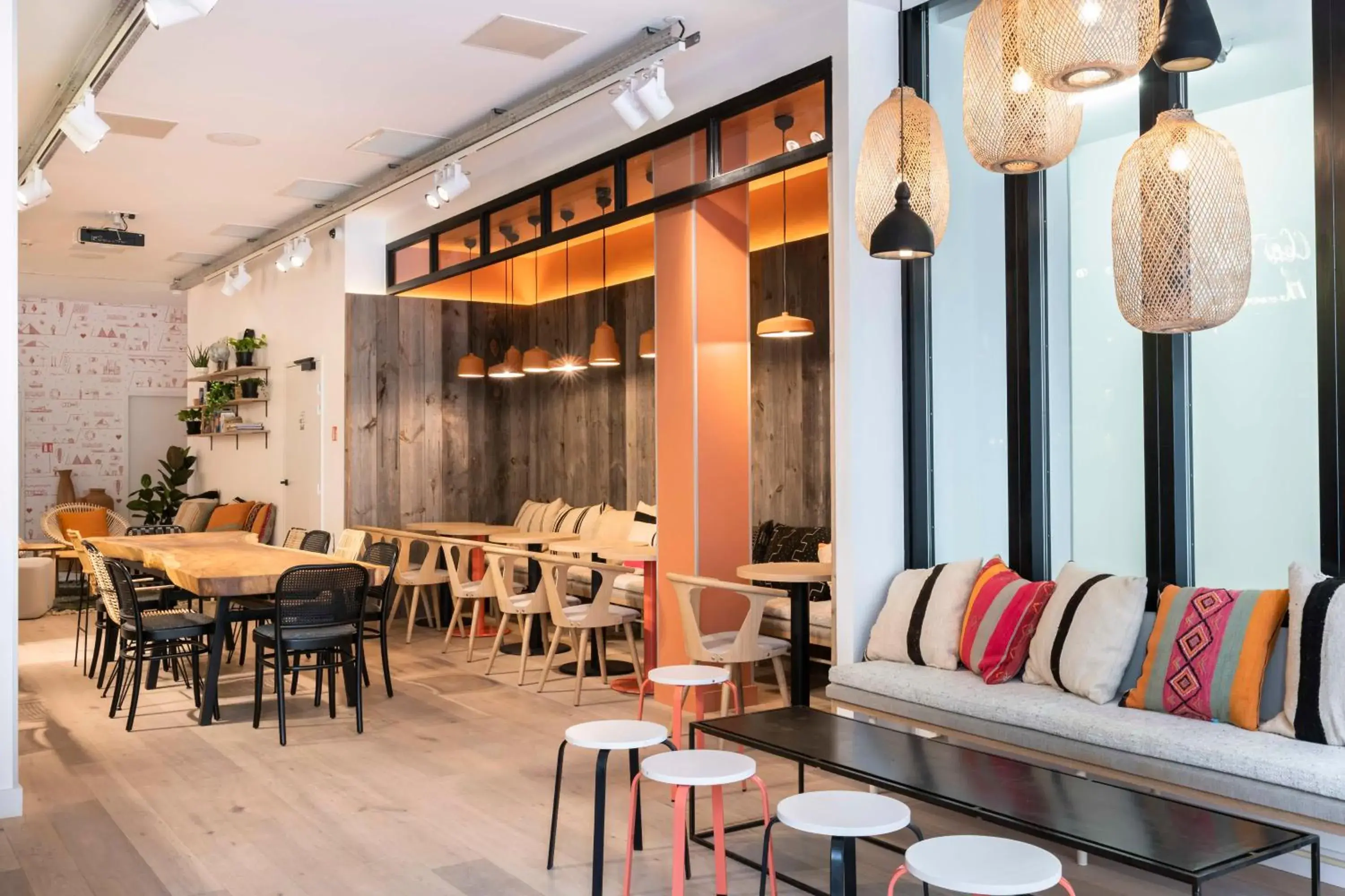 Restaurant/places to eat in CENTRAL Hostel Bordeaux Centre Restaurant/places to eat in CENTRAL Hostel Bordeaux Centre