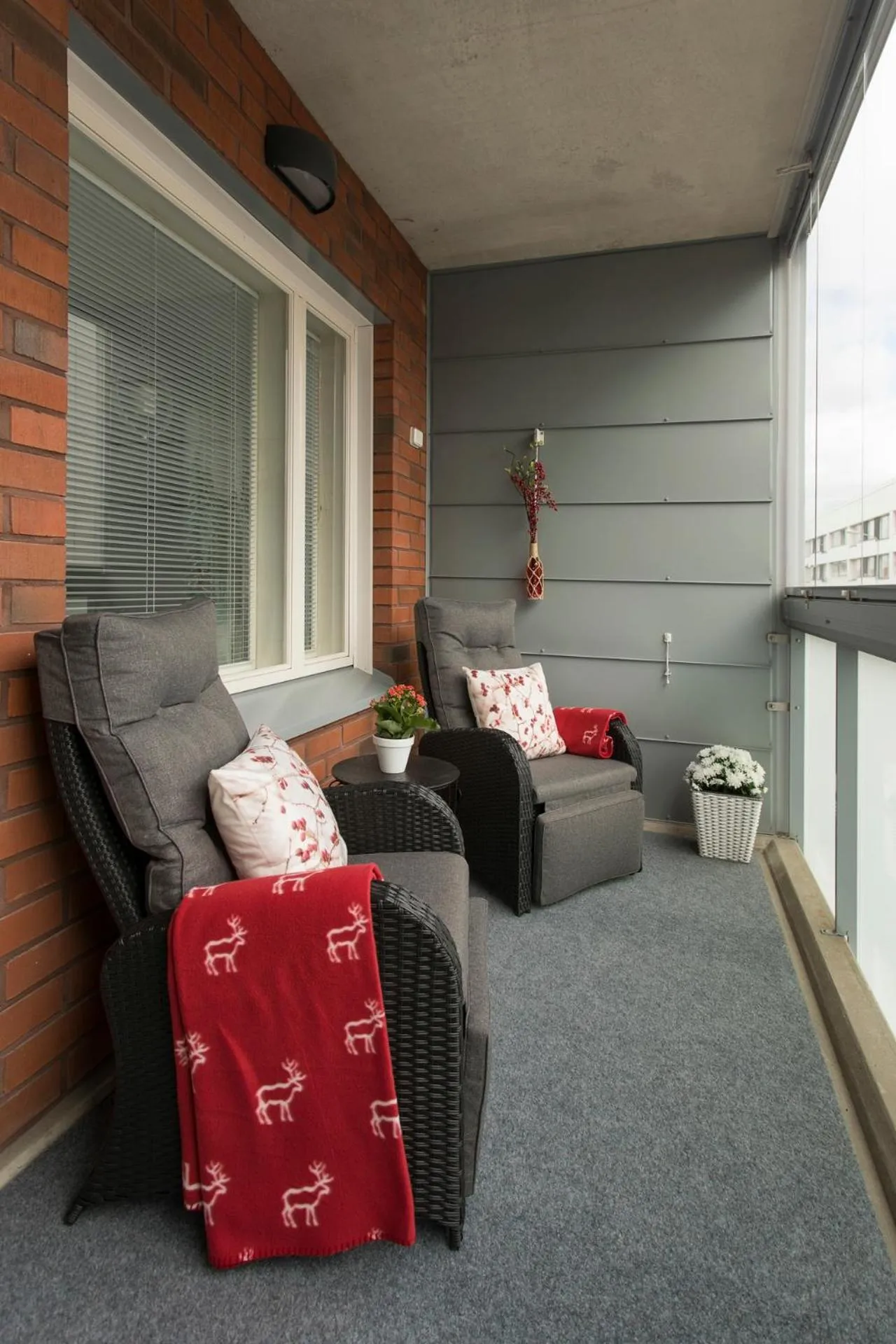 Vasko luxurious suites, Nouka