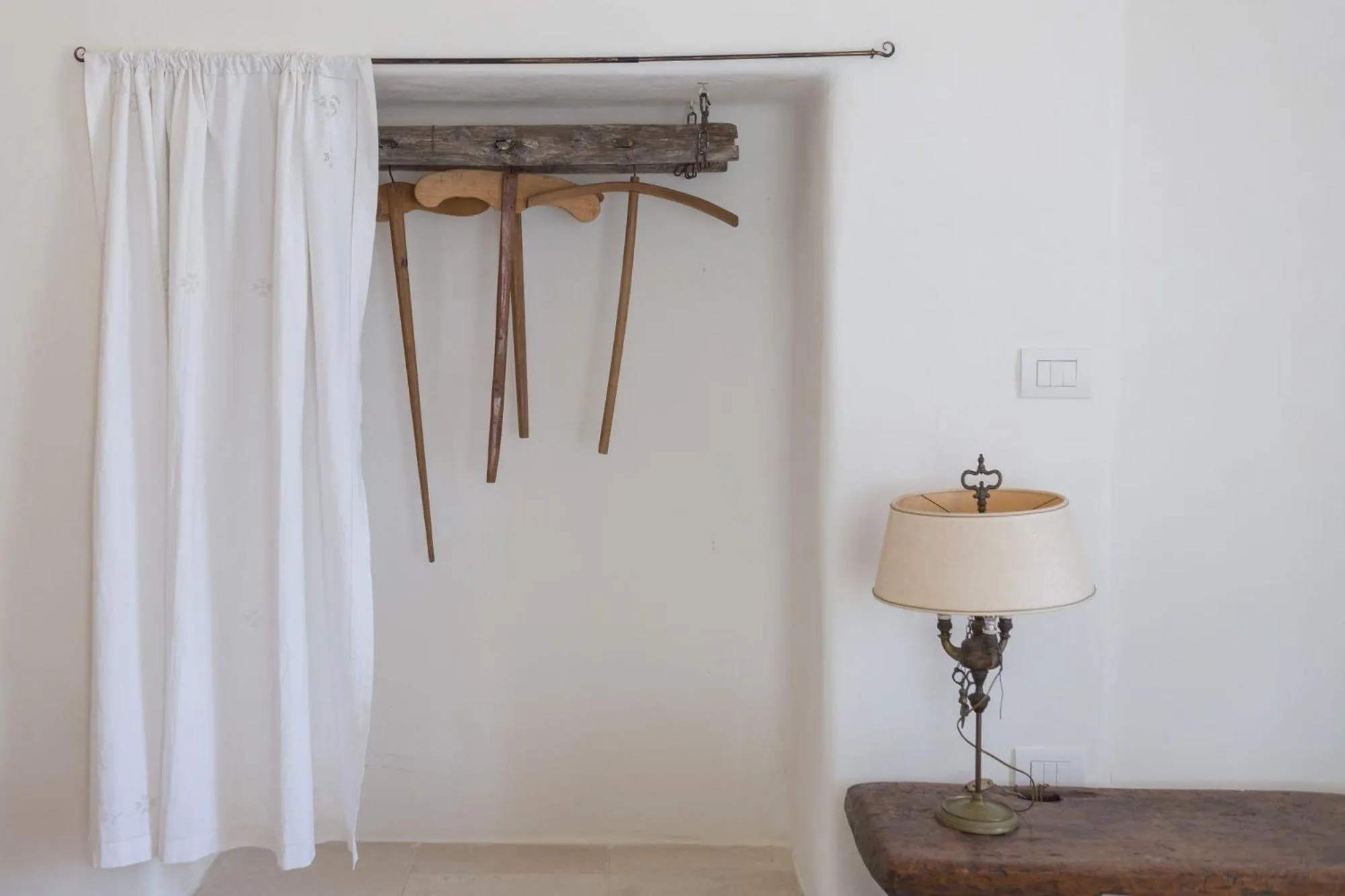 wardrobe in Si Fa Trullo